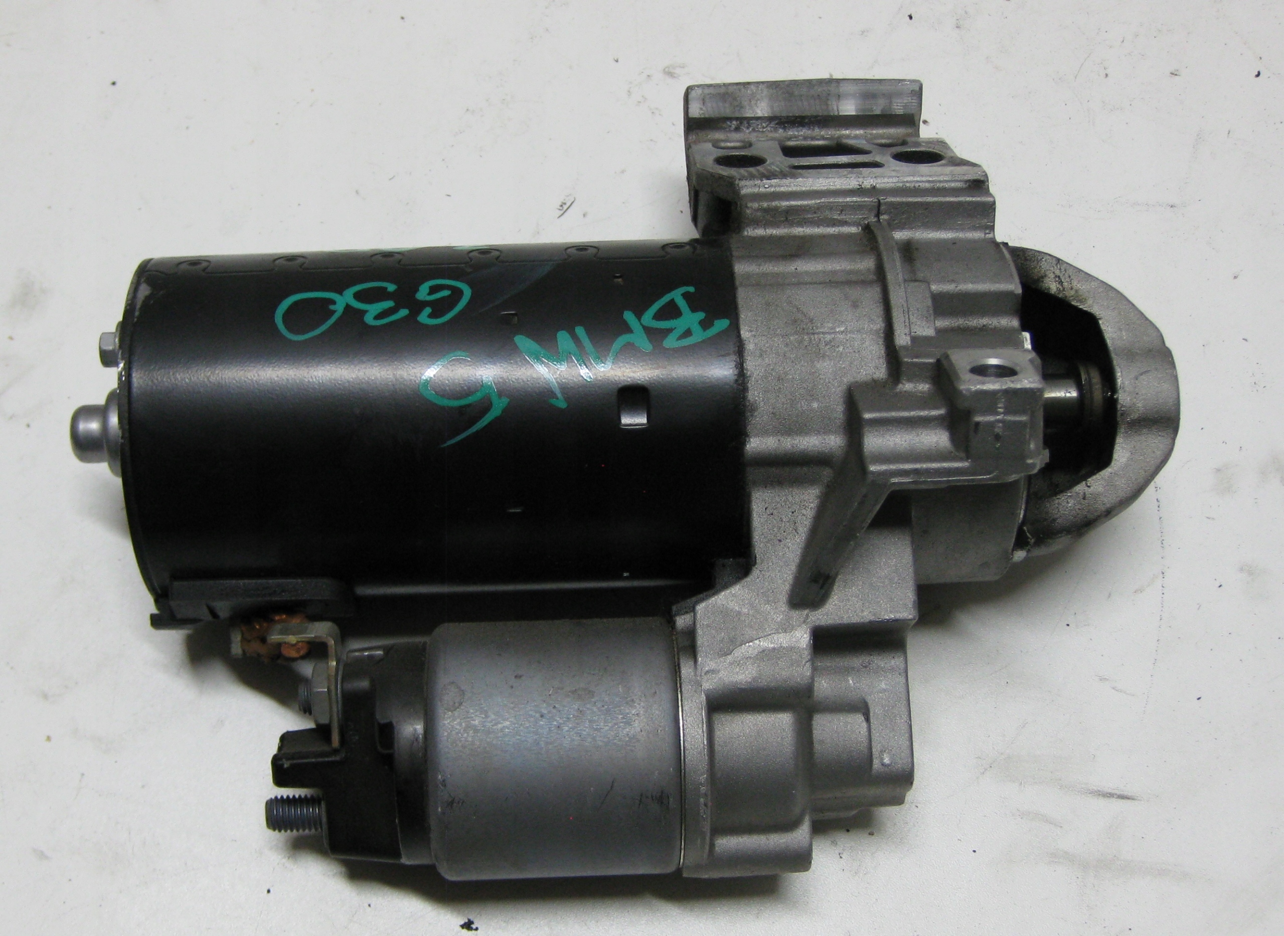 BMW 5 G30 3.0 DIESEL starter STARTER 8589891