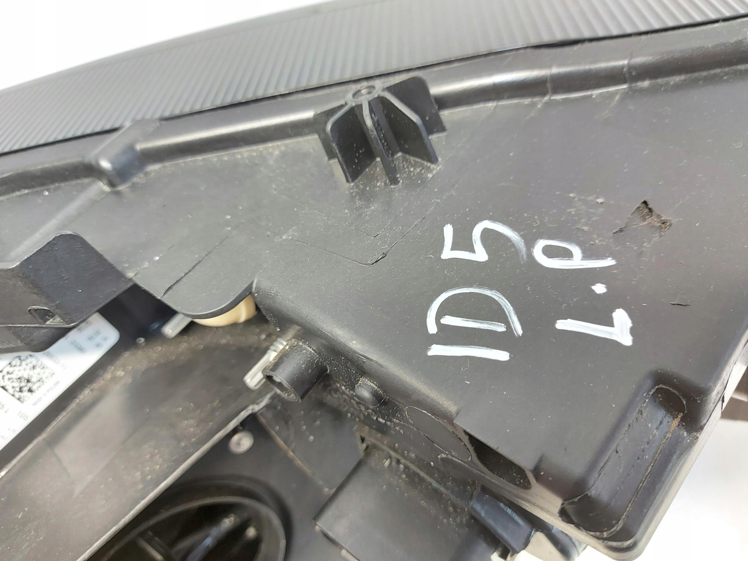 VW ID5 GTX 11E light left front RHD 11C941035L