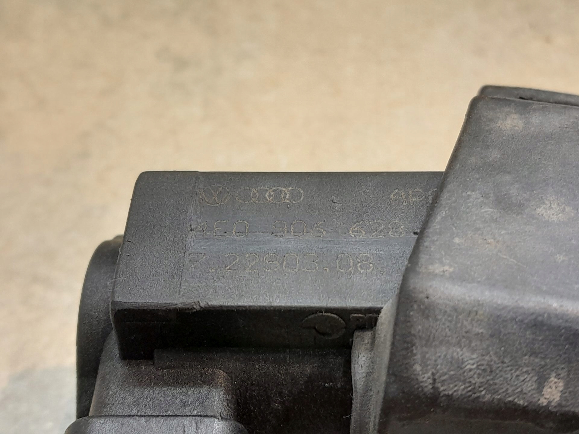 Sensor Unterdruck AUDI A4 B6 2.5 TDI 8E0906628