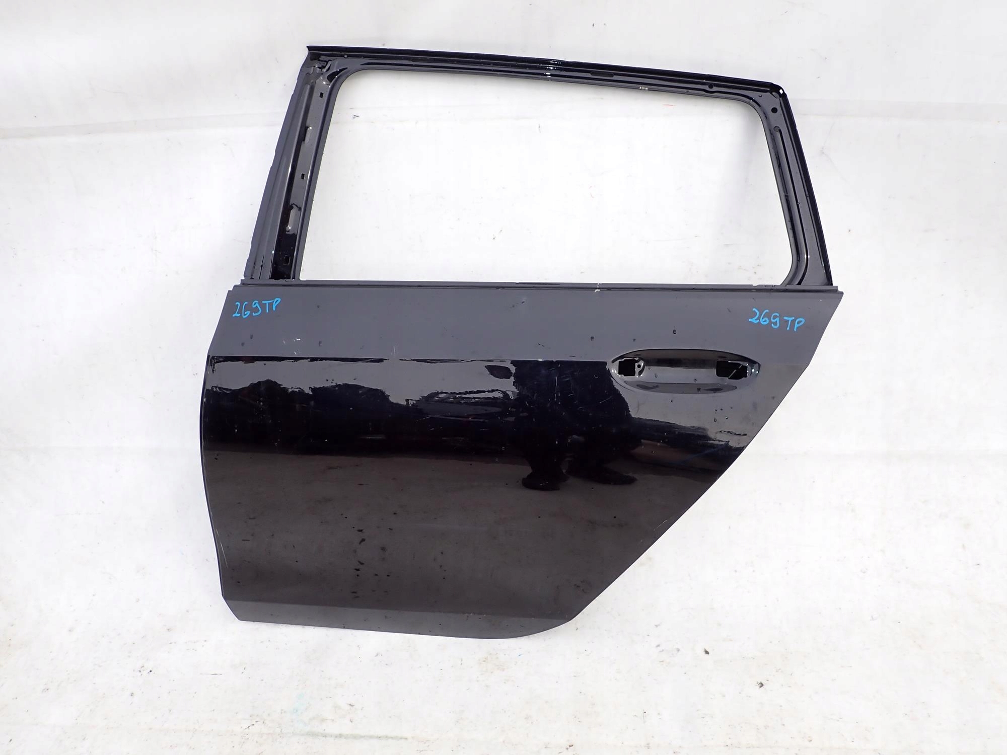 VW GOLF VIII 8 KOMBI 19-> door rear part rear. left