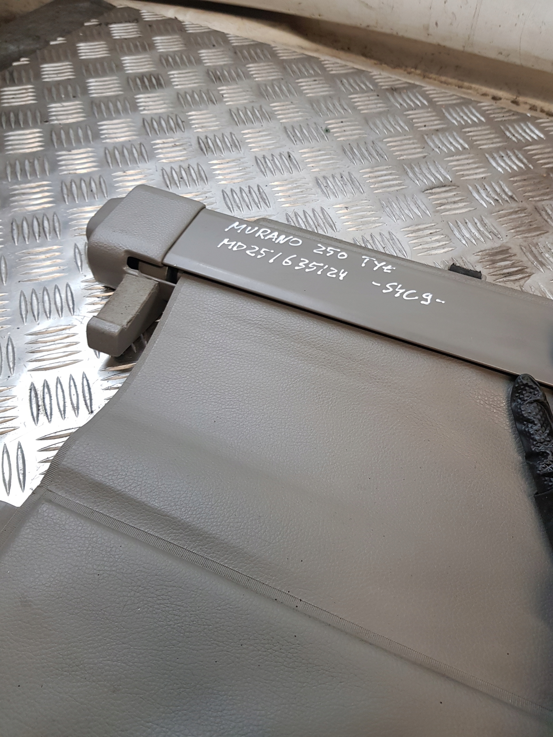 blinds boot NISSAN MURANO Z50 07R