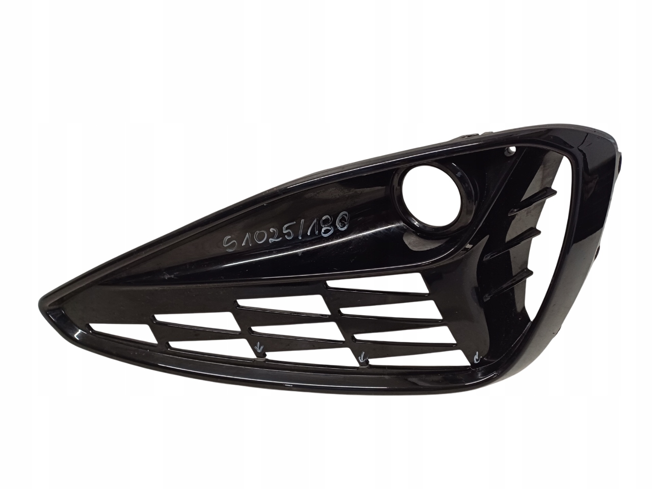 HYUNDAI I30 III LIFT 20- KRATKA ZDERZAKA PRAWY PRZÓD 86564G4510