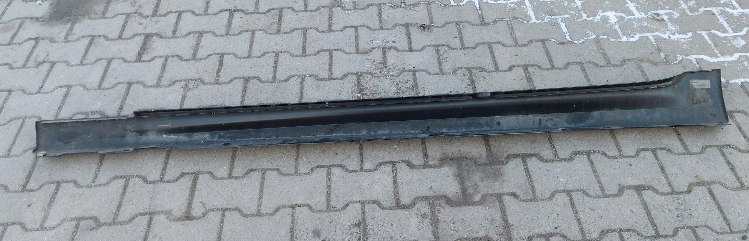 BMW G30 530E moulding threshold right 8069048