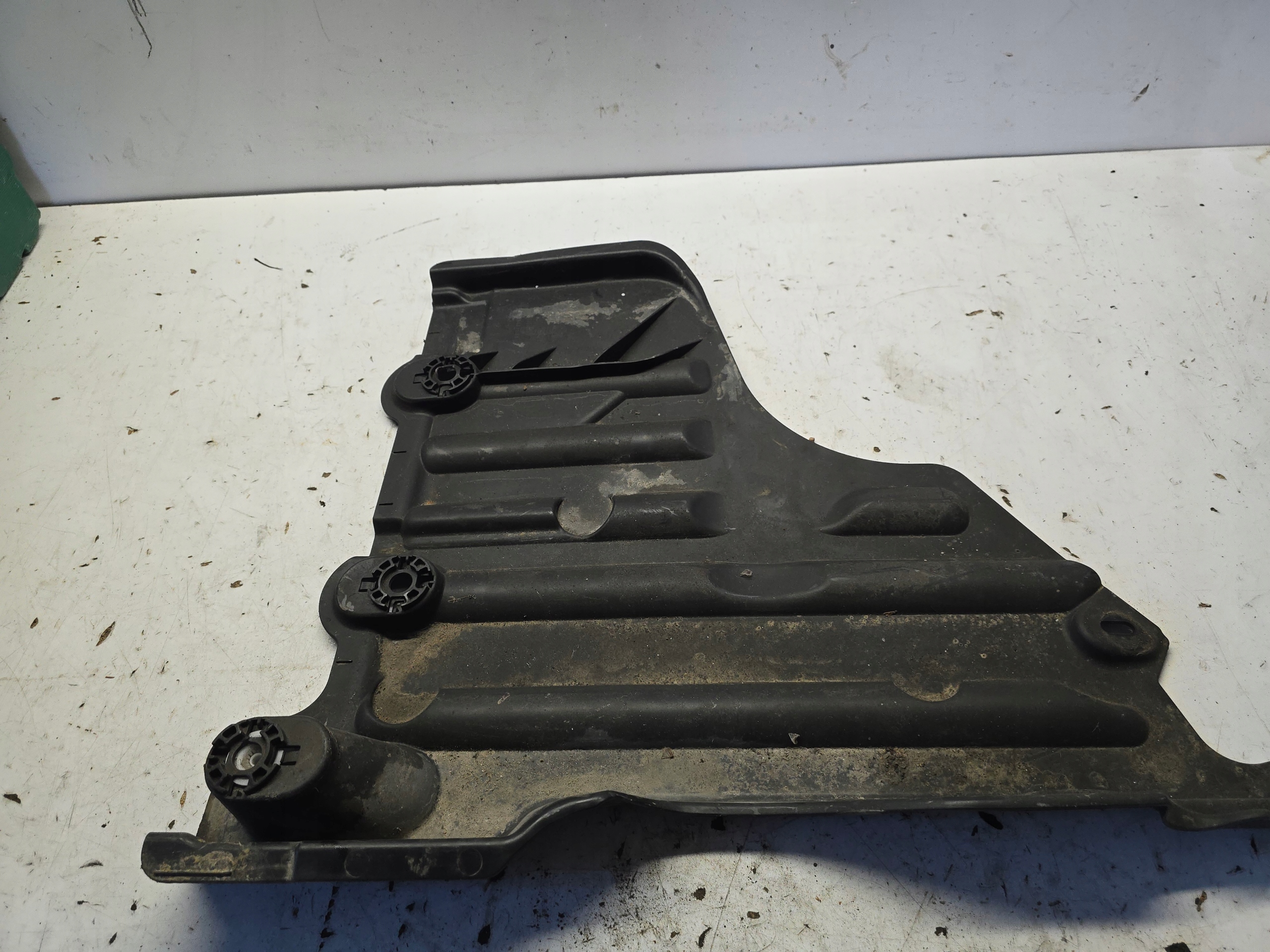 OPEL CORSA F lower cover chassis left