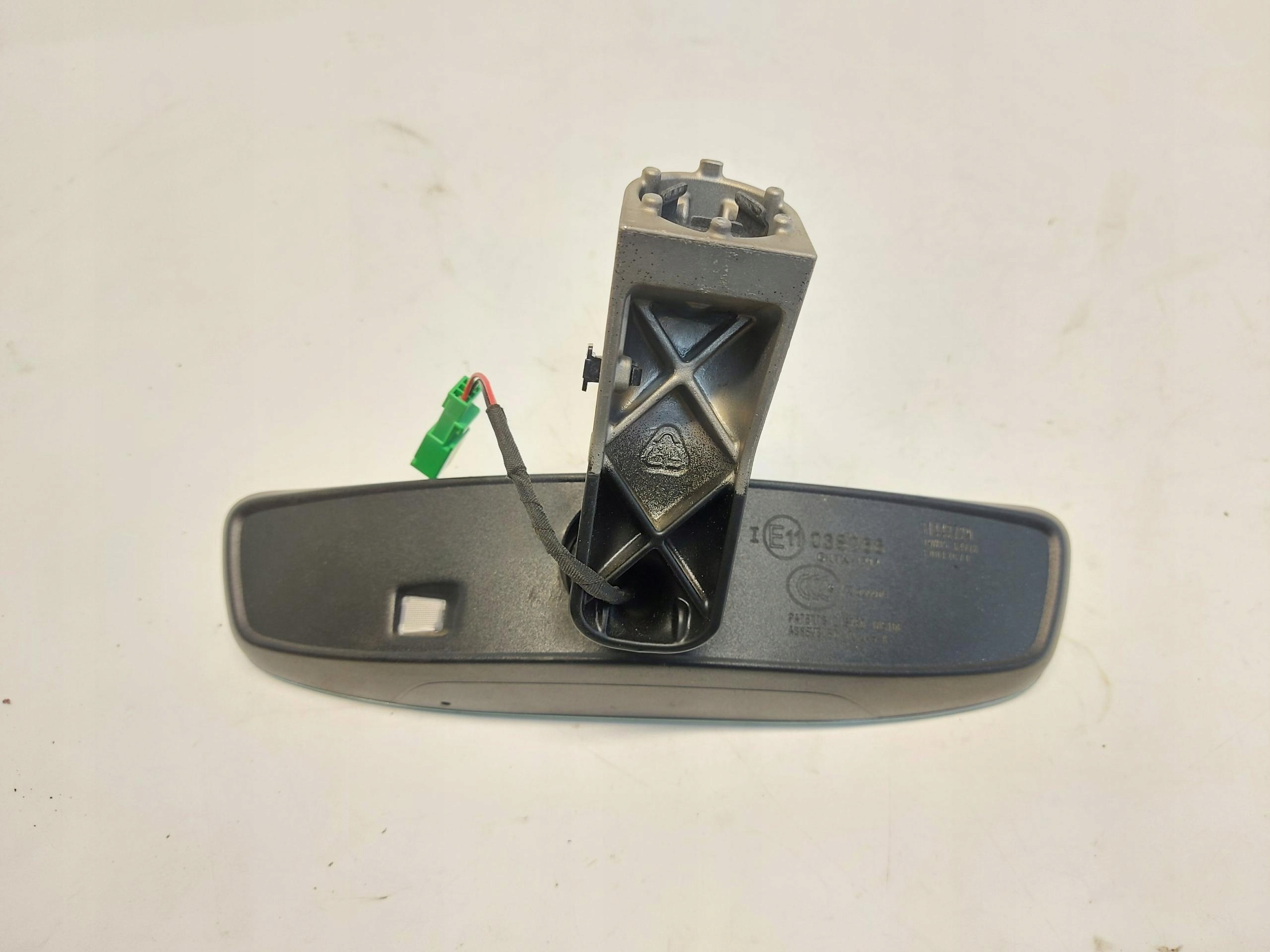 VOLVO XC40 D3 mirror inner 31442729