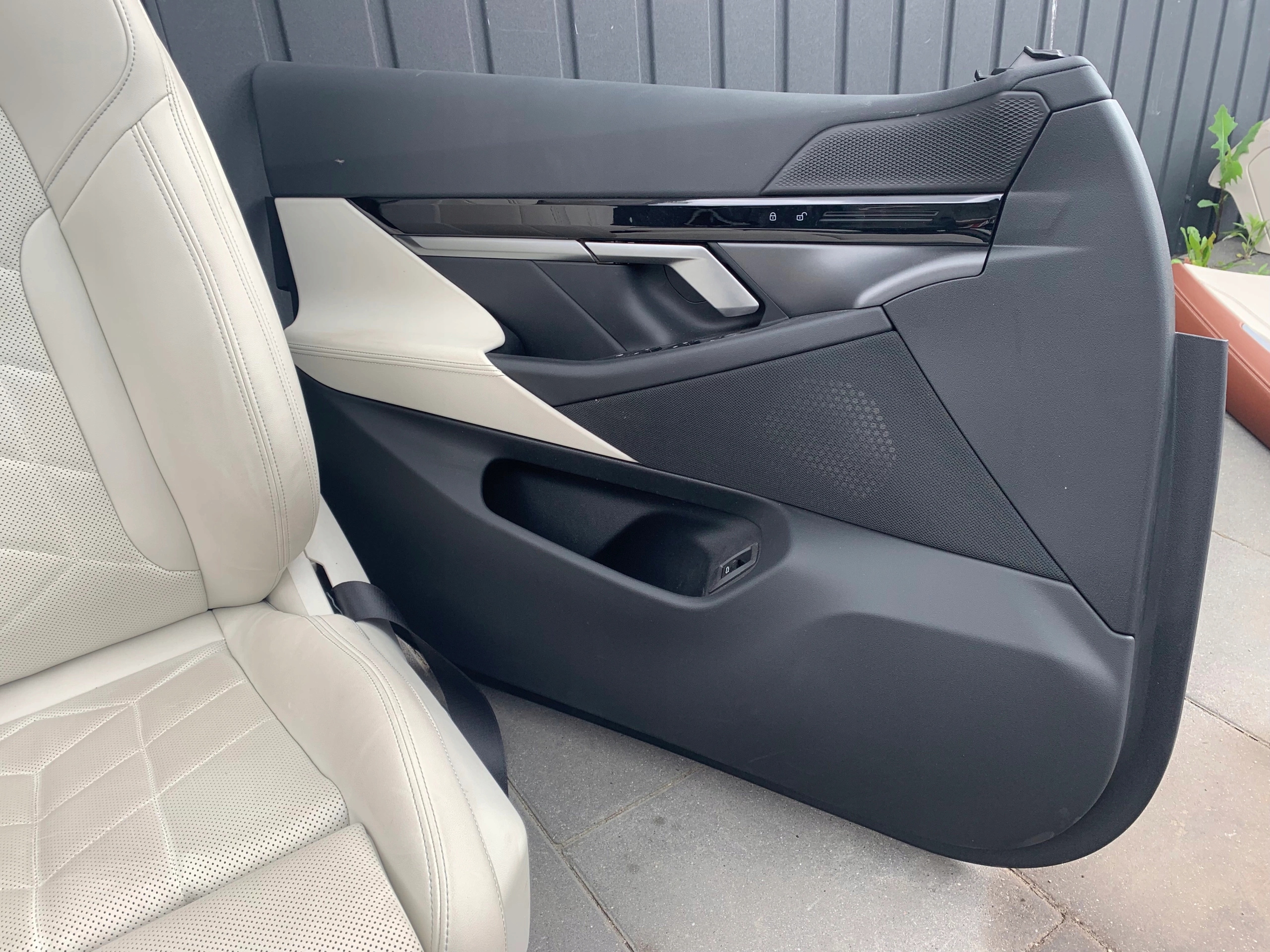 BMW 5 G60 кресла диван Салон бочки тунель белый европа