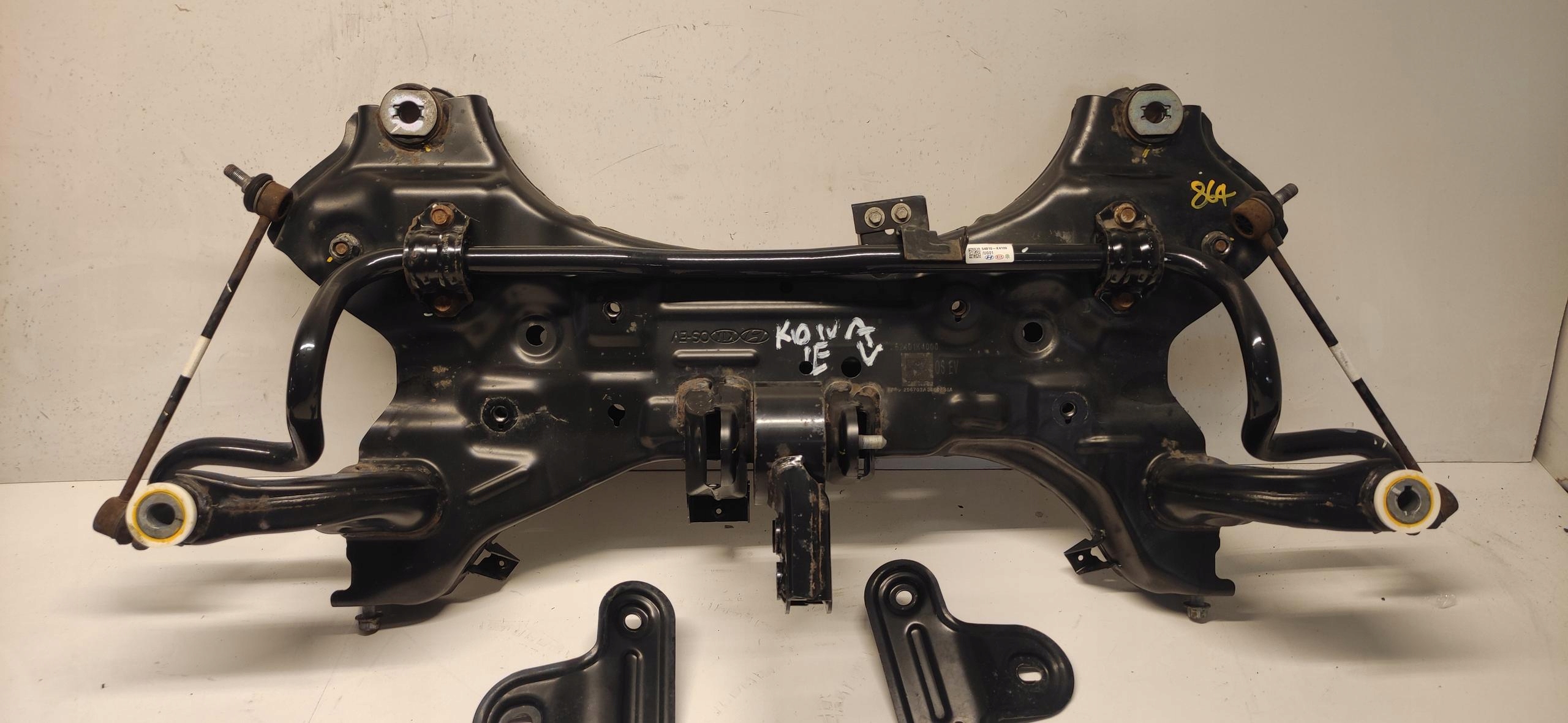 HYUNDAI KONA EV axle beam sider subframe front 17