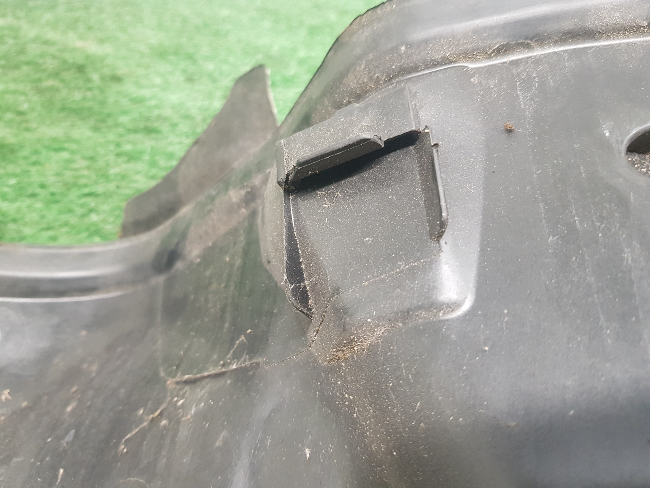 Blende Abdeckung wärmblech AUDI Q7 4L0819512