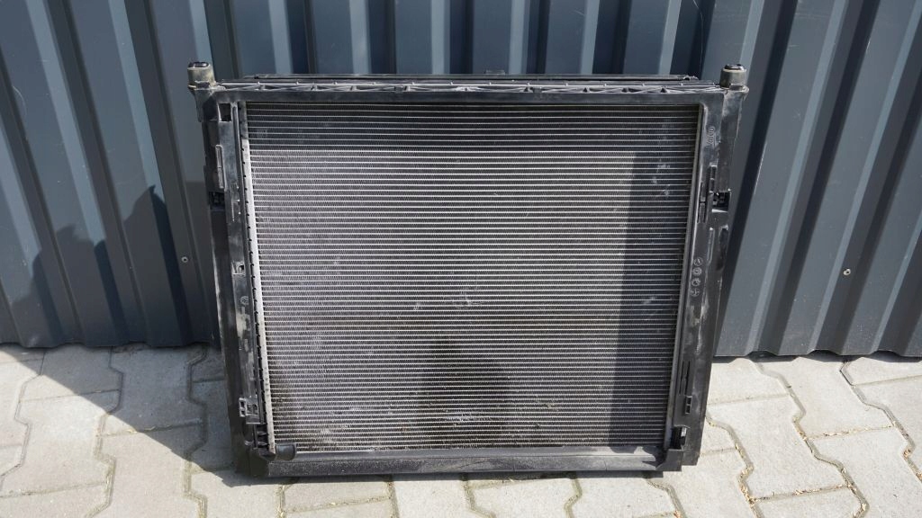 MERCEDES W GLE GL 166 292 chladič vody a ventilátor