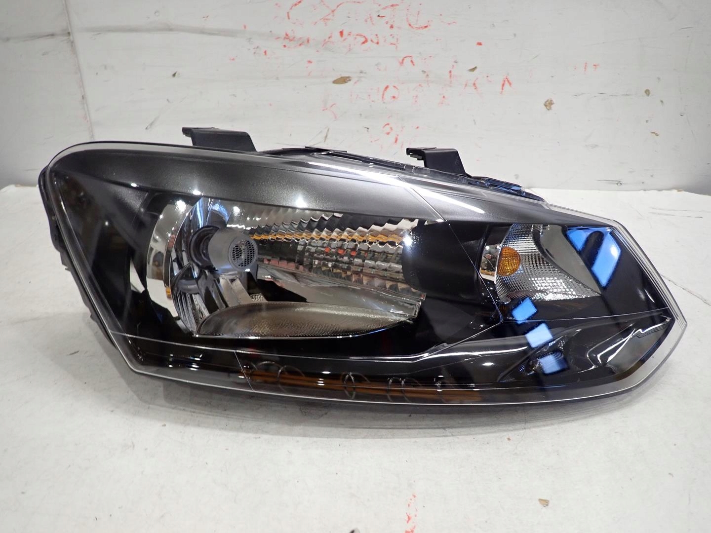 light front front right VW POLO V 2009-2014 6R1941016E
