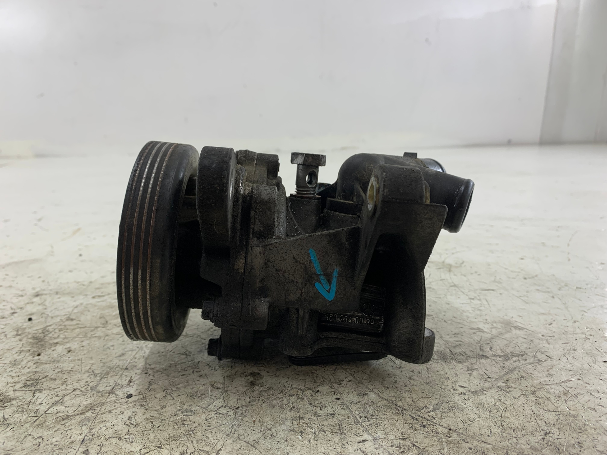 SMART FORTWO and 0.6 water pump 1602340039