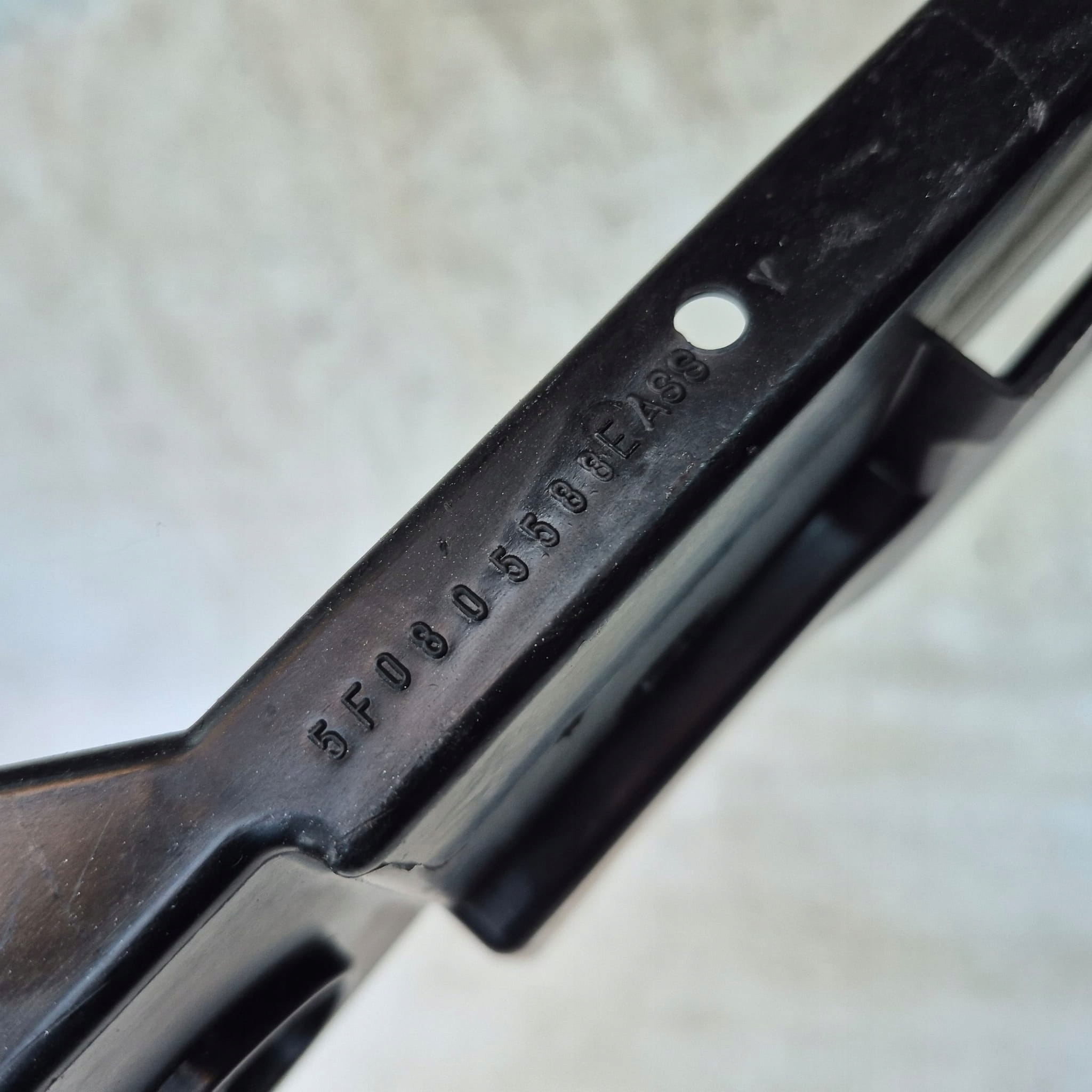 SEAT LEON III LIFT 16- support panel for radiators sider front 5F0805588