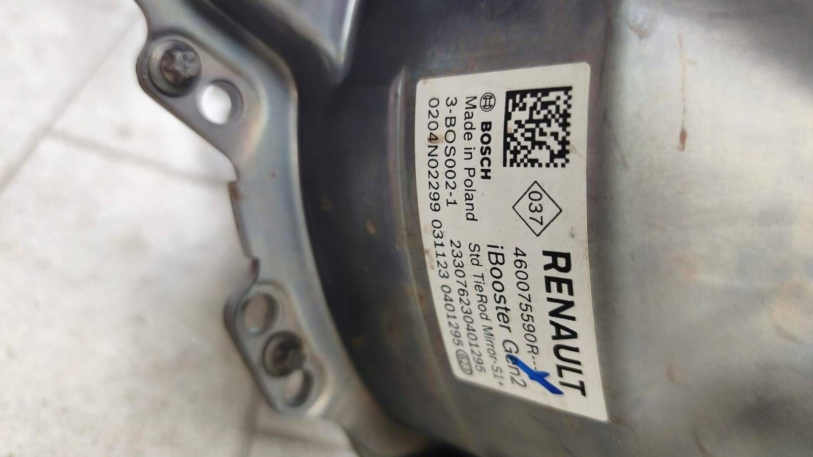 Servo Frein Renault Rafale 460075590R Comme Neuf