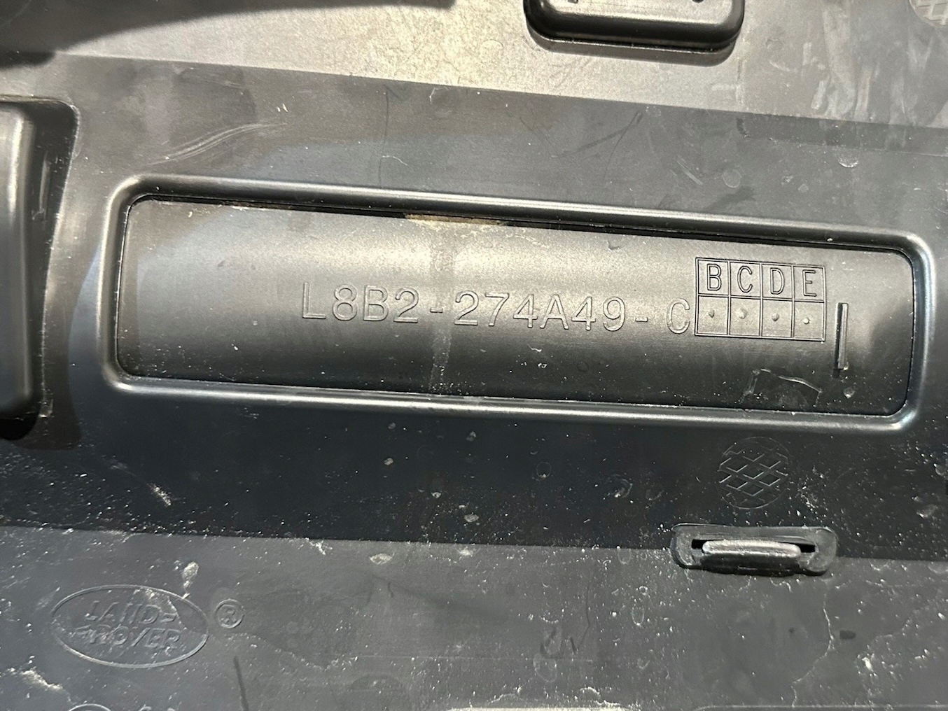 LAND RANGE ROVER DEFENDER cap moulding panel door LH L8B2-274A49-C