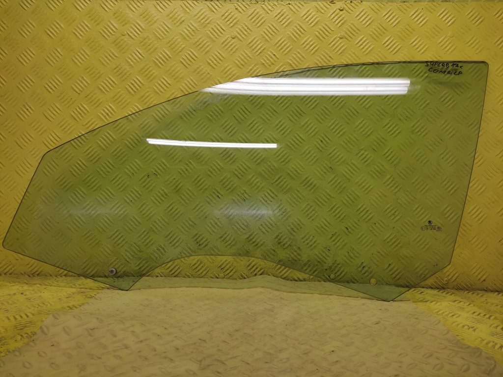 SKODA SUPERB II KOMBI window door left front