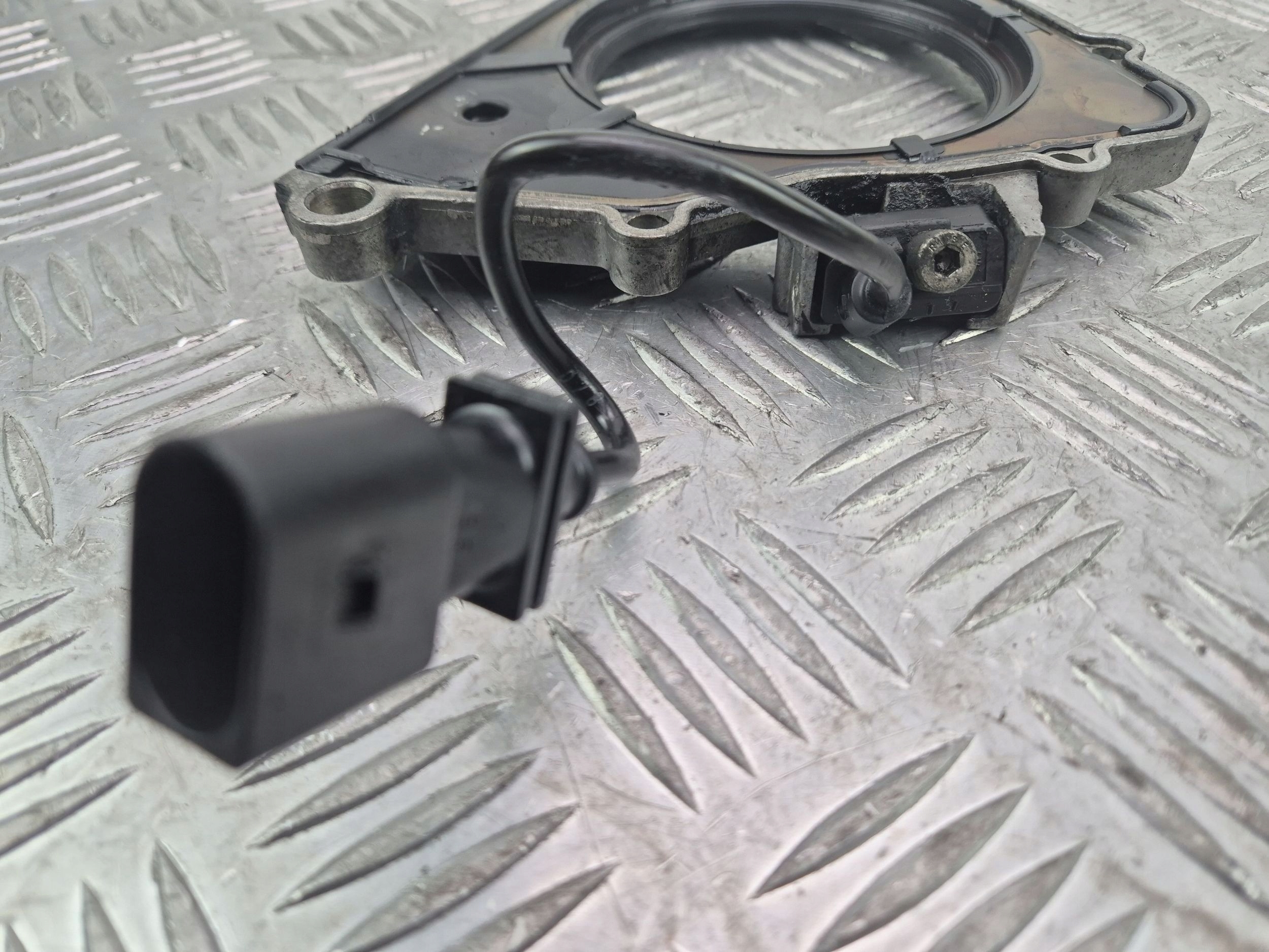 USZCZELNIACZ cams BMW X5 E70 35d 003982 M57 306D5