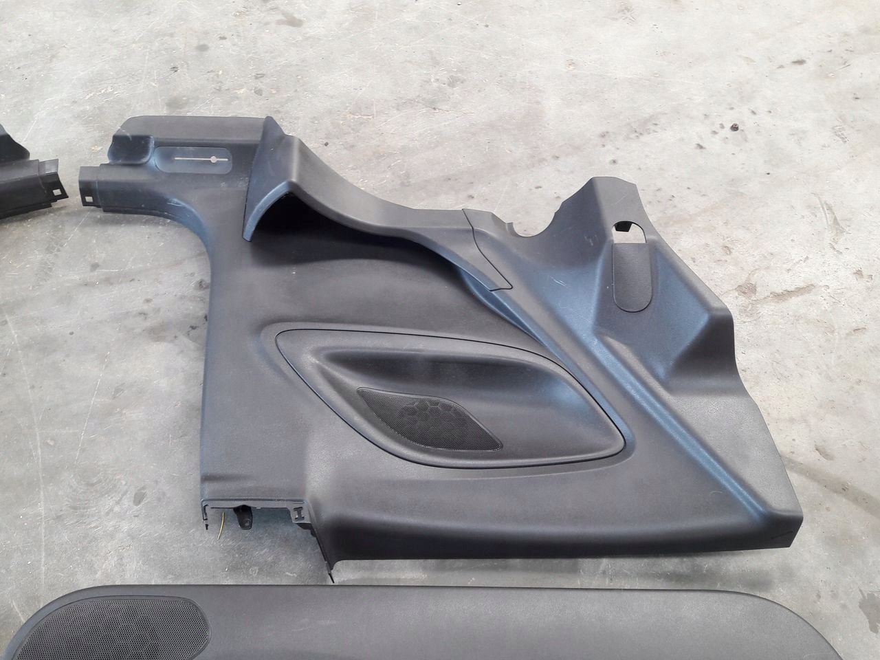 side side komplet Opel Corsa E 3D