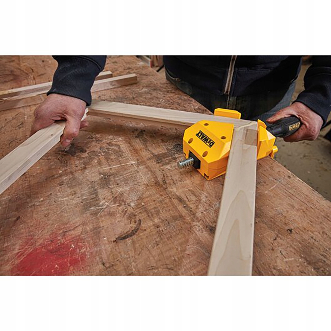 Ścisk skręcany kątowy 90° aluminiowy DeWALT Rozstaw szczęk 55 mm