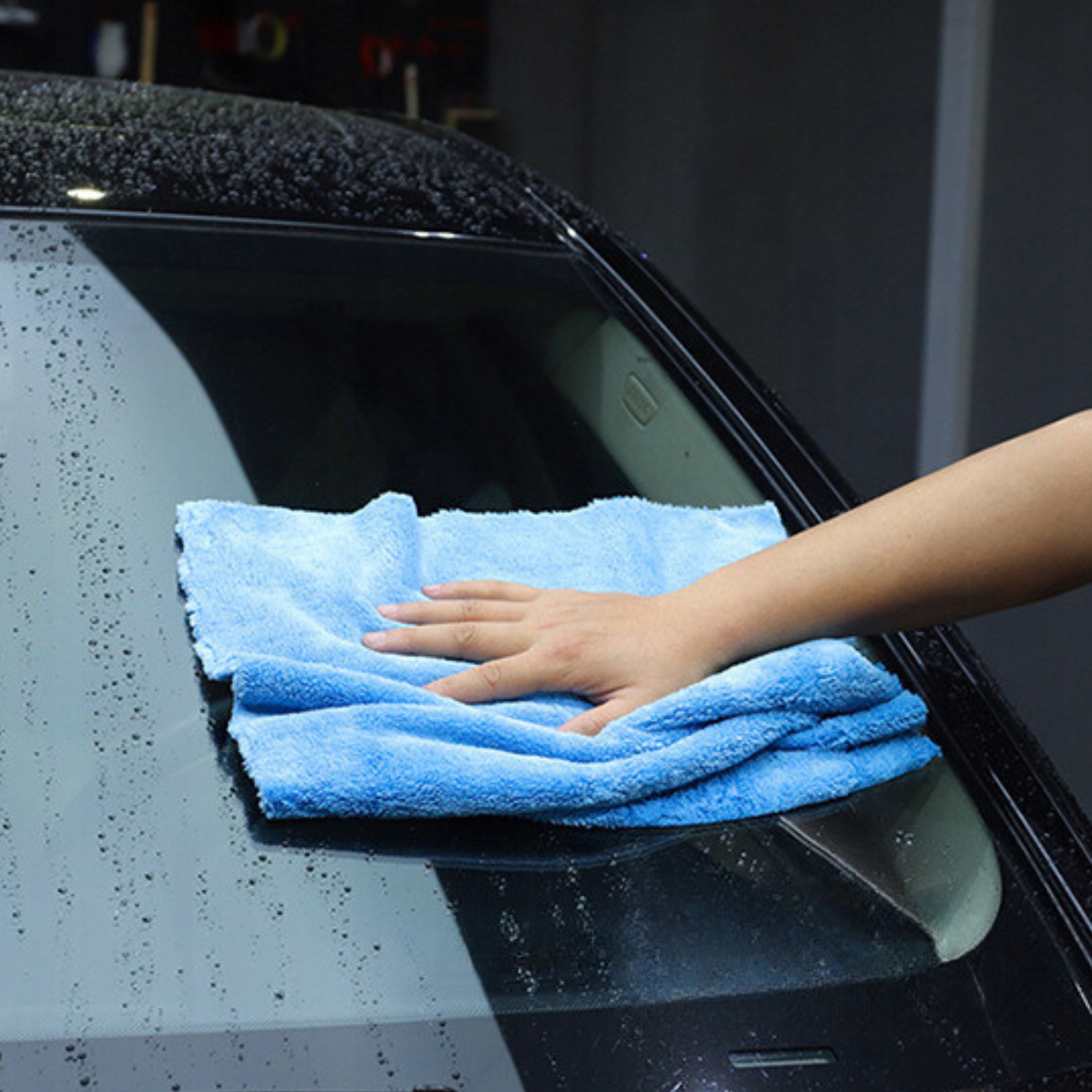 ŚCIERECZKA Z MIKROFIBRY BEZSZWOWA MIKROFIBRA DO DETAILINGU 40X40 NIEBIESKA Stan opakowania oryginalne