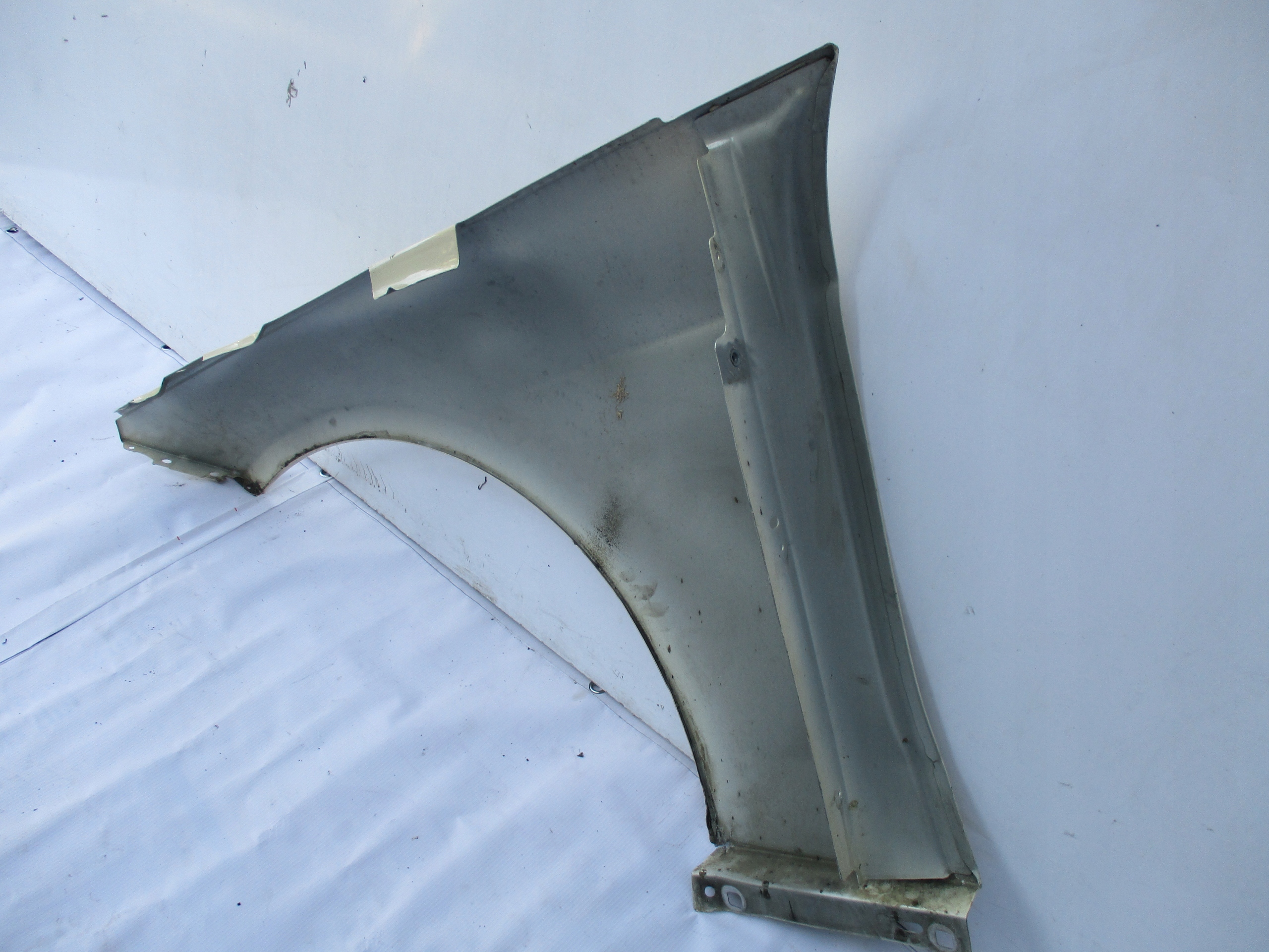 fender right front Mercedes E- Klasa 212 A2128811001