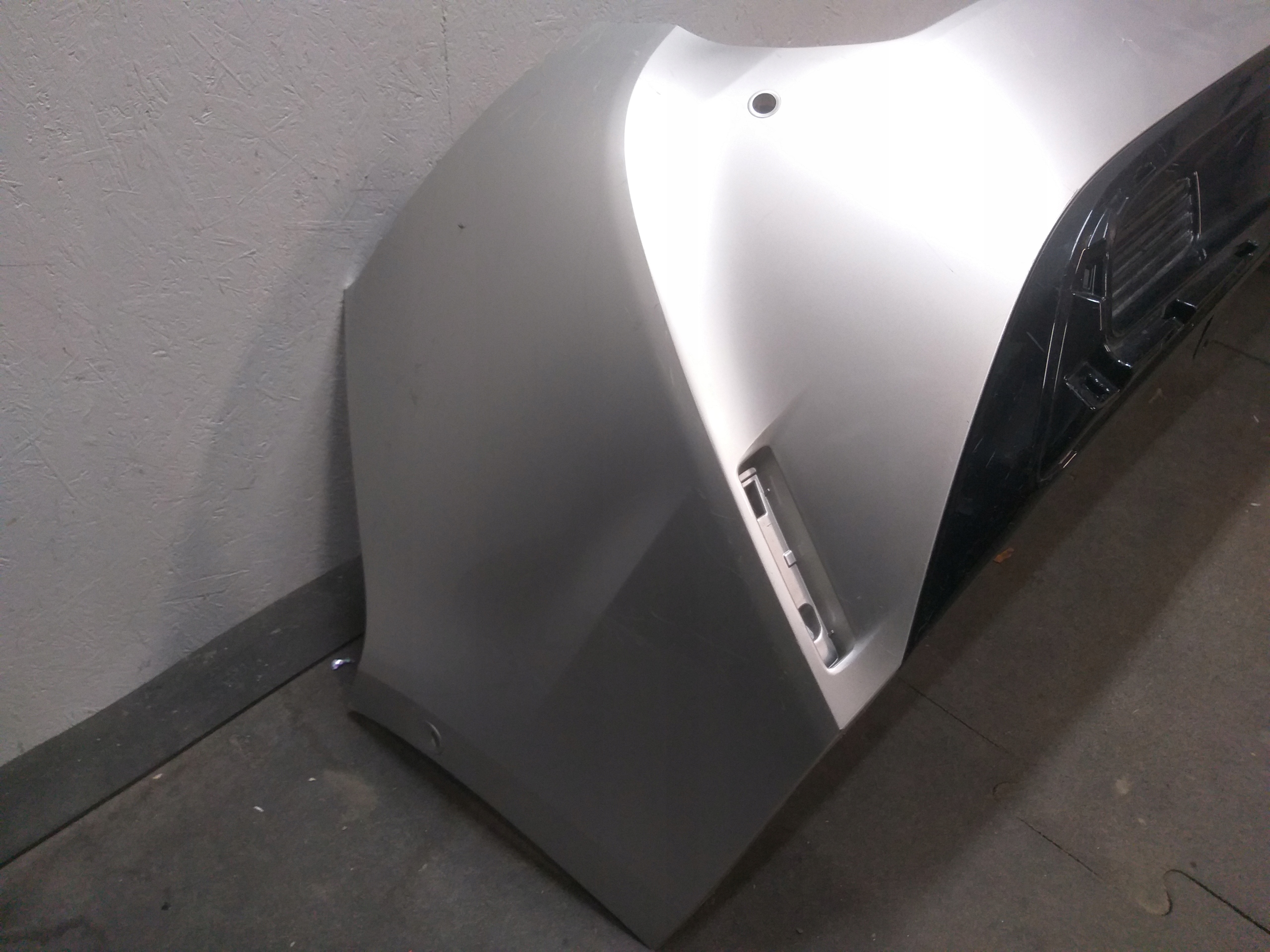 STOSSSTANGE HECK TOYOTA COROLLA E21 KOMBI LIFT