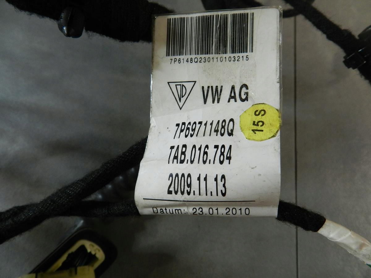 VW TOUAREG 7P bundle bonnet rear part 7P6971148Q