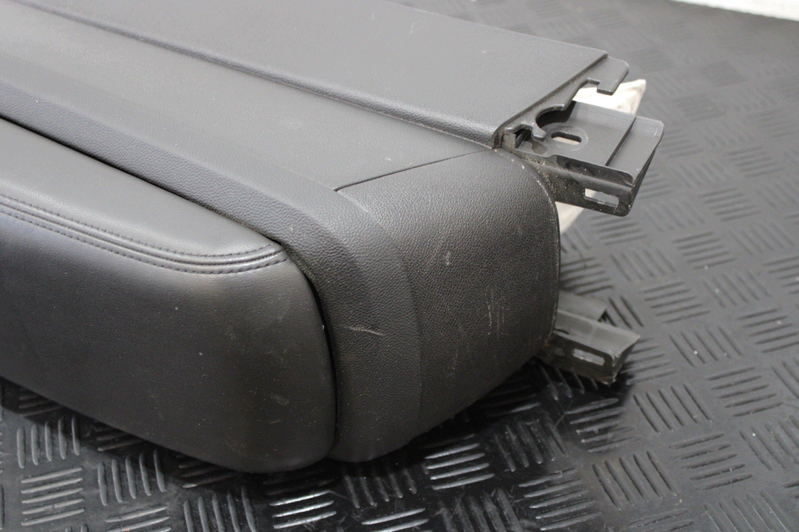 TUNEL central armrest OPEL AMPERA