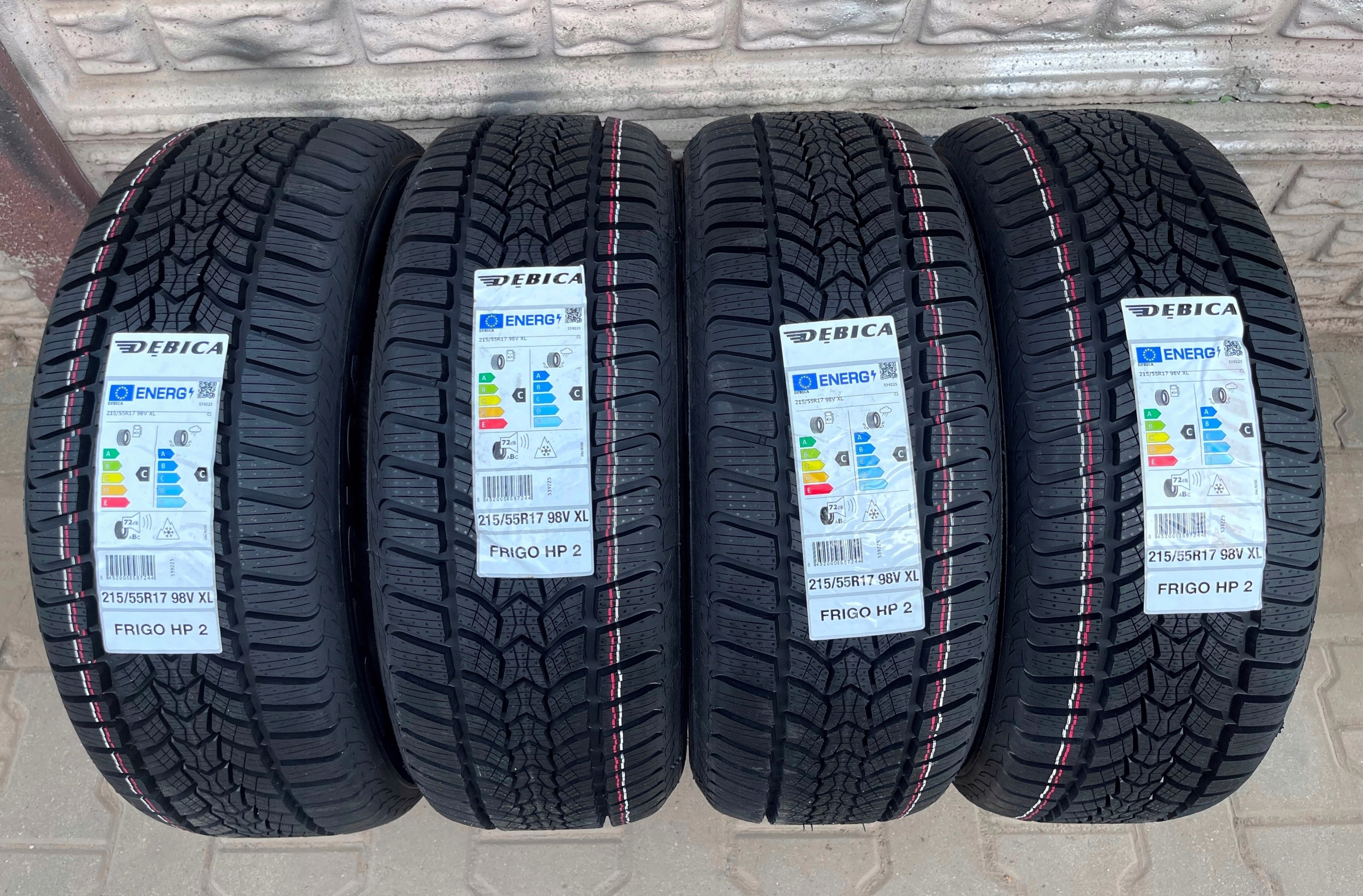 VW TROC T-ROC KOŁA ZIMOWE 215/55R17 DĘBICA NOWE Informacje dodatkowe opony wzmocnione (XL)