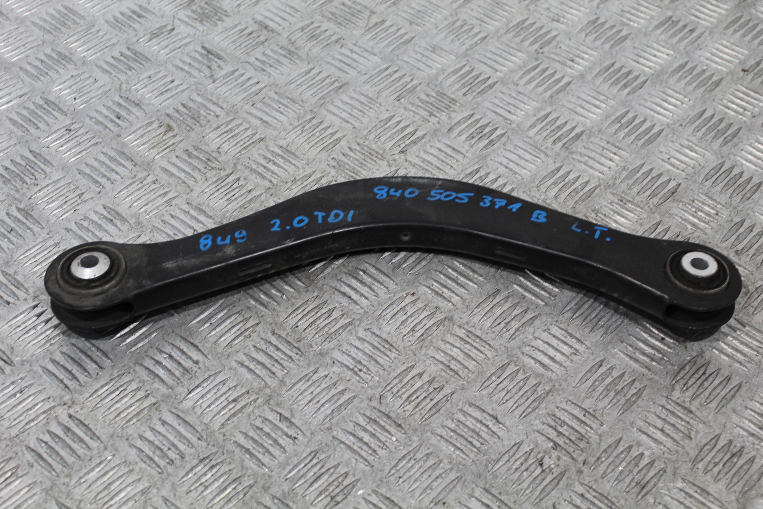 QUERLENKER LINKS HECK AUDI A4 B9 8W0 8W9 8W0505371B