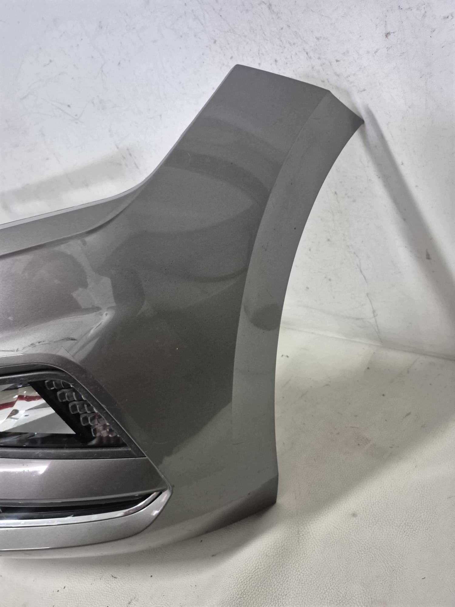 VW POLO VI 2G0 17- bumper front front grill without DZIUR 2G0807221