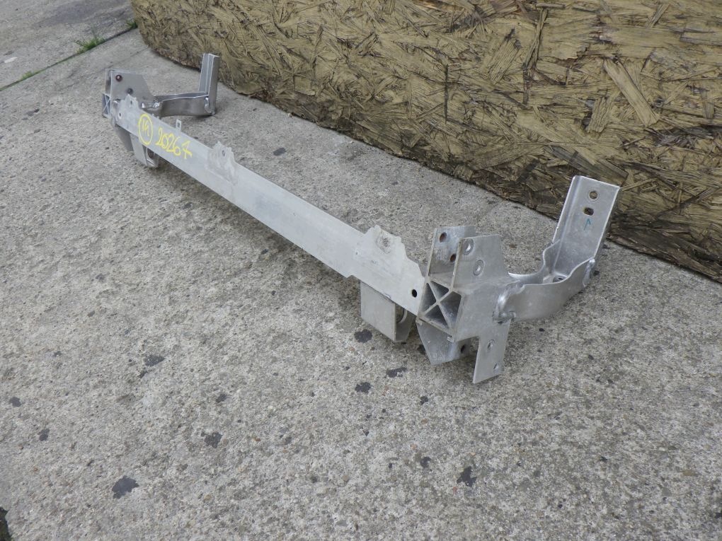 MERCEDES B KLASA 246 A KLASA 176 GLA 156 bumper support front