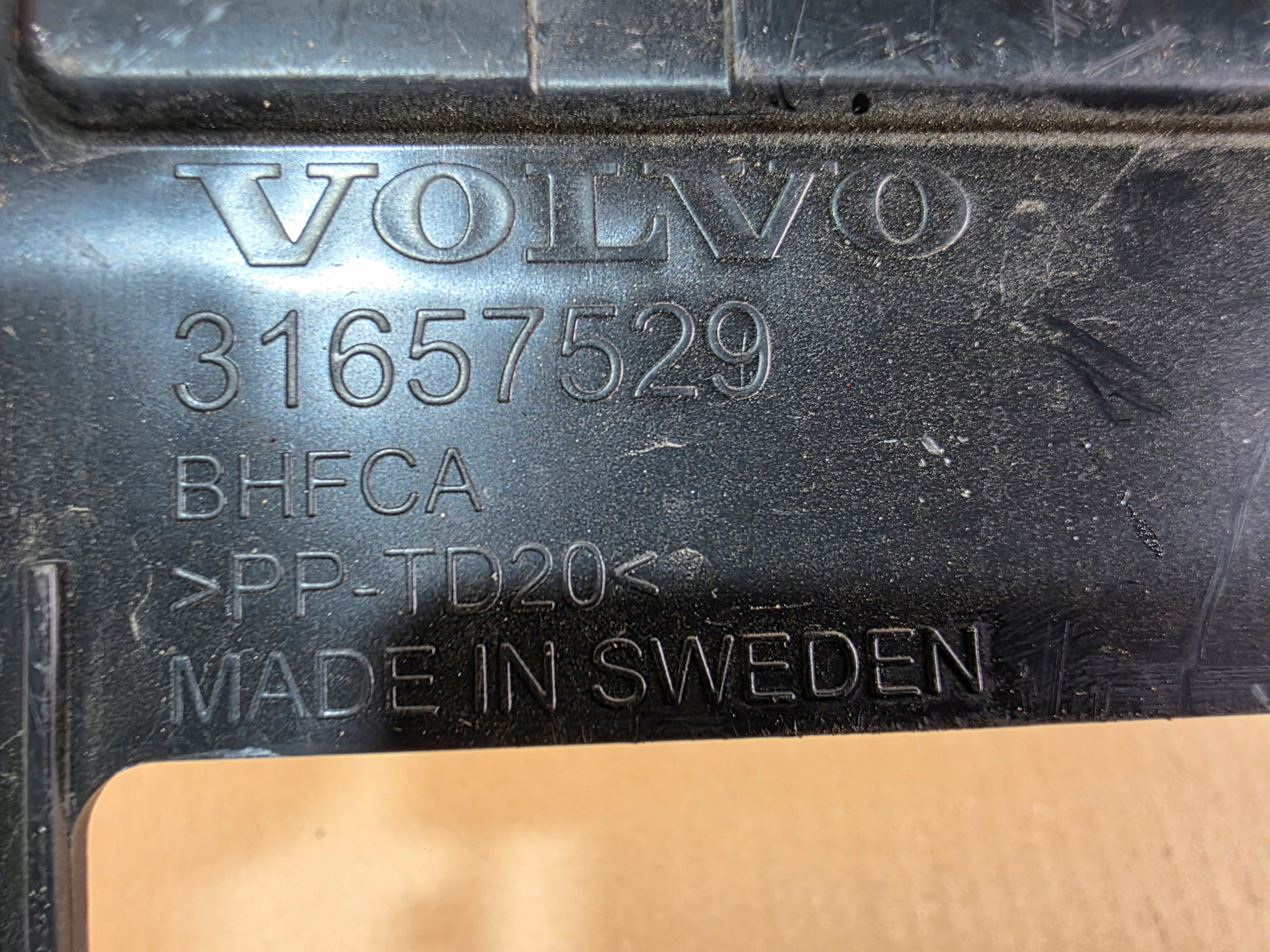 bracket holder VOLVO XC90 II LIFT 31657529