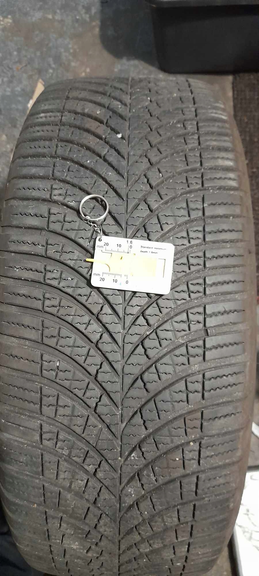 GOODYEAR VECTOR 4 SEASONS SUV G3 245/45R19 102W