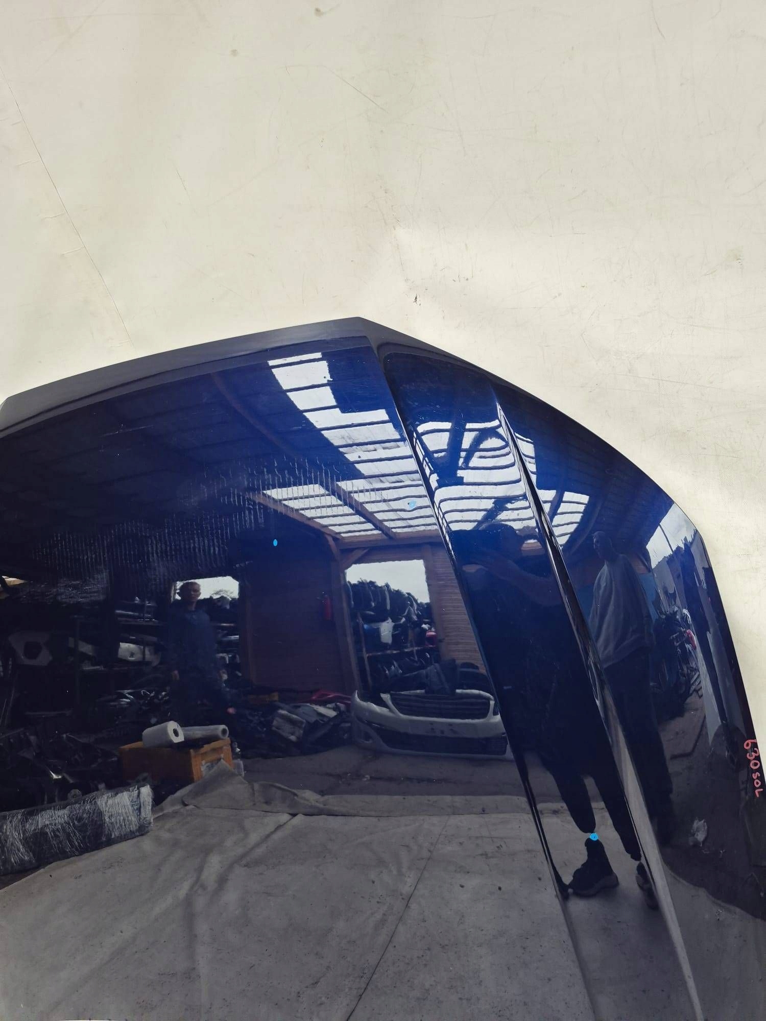 AUDI A4 B9 8W 15- Capot B.LADNA