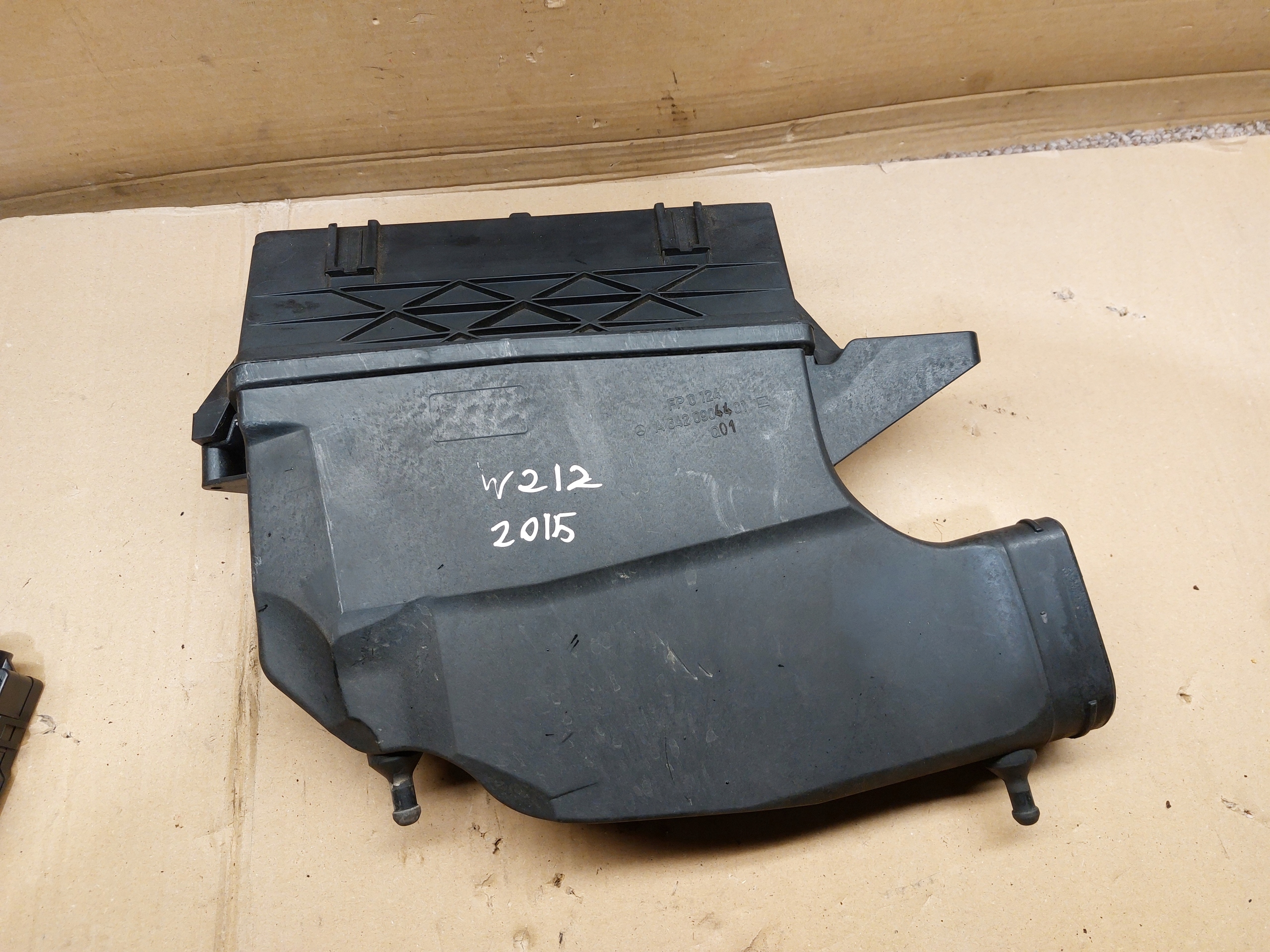 Gehäuse filter rechts MERCEDES E W212 3.0 CDI 15r A6420904401