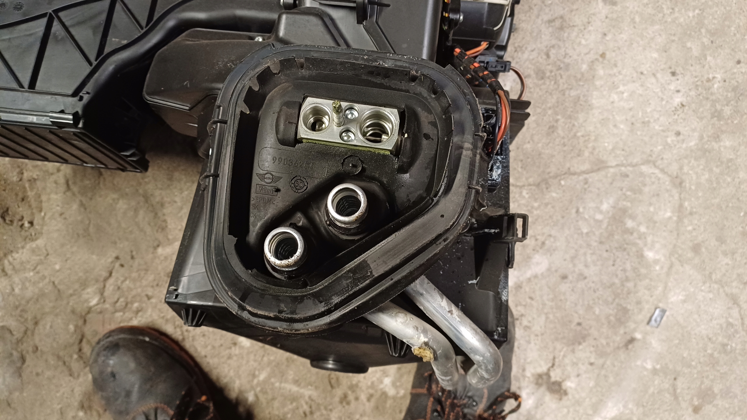 MINI COOPER R56 радиатор отопителя европа 3453615