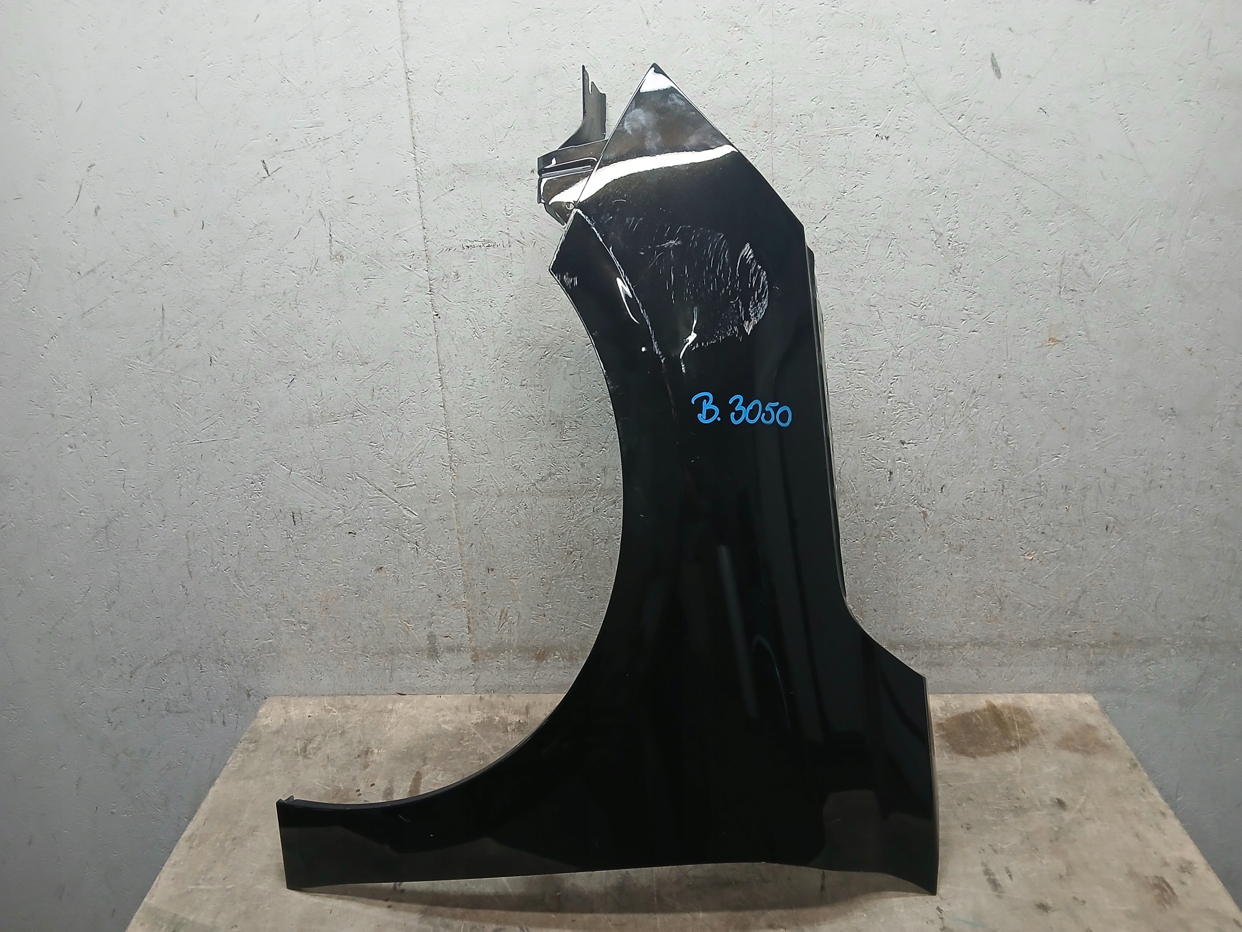 blatník předek levý OPEL CORSA F