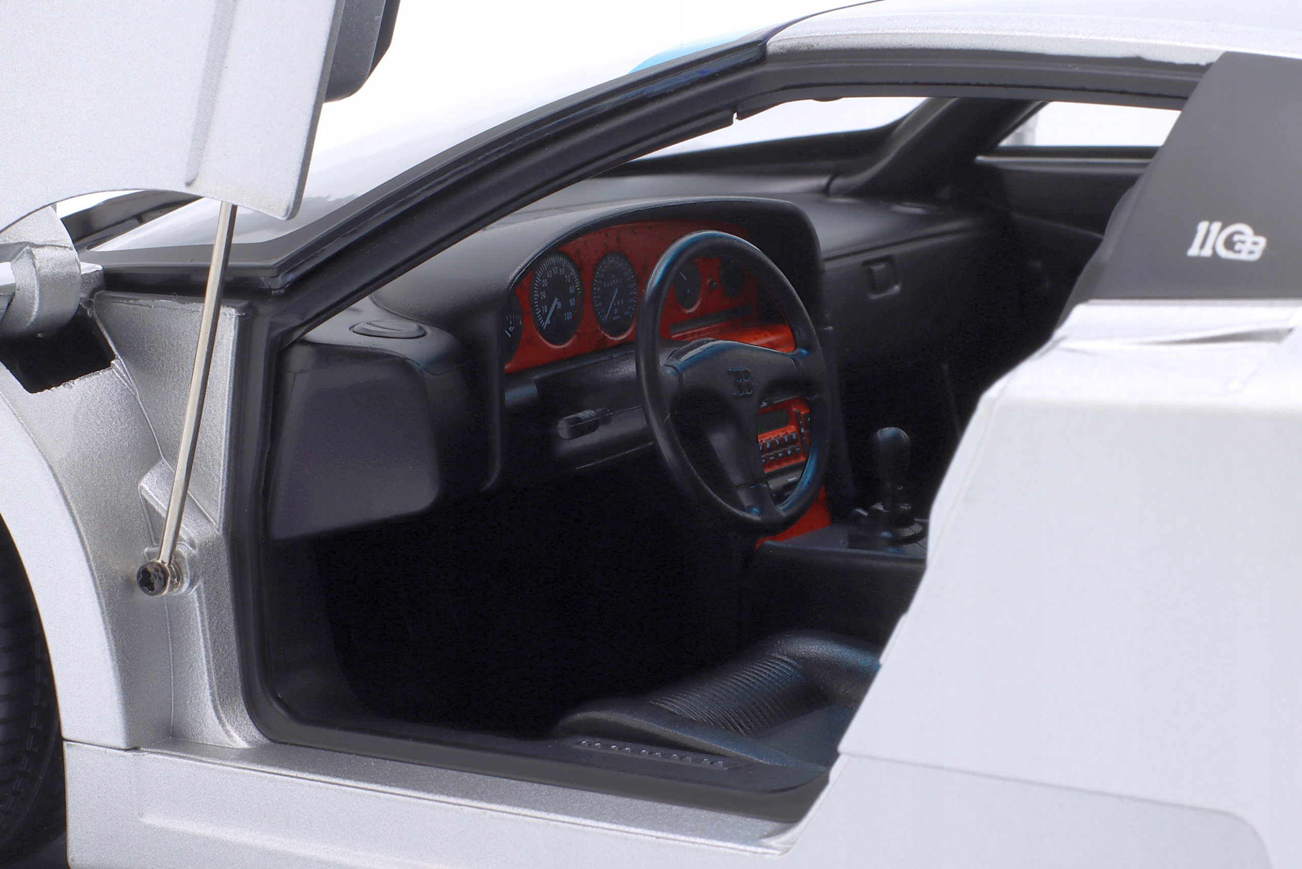 BUGATTI EB110 RED 1991 – Ripa Srl