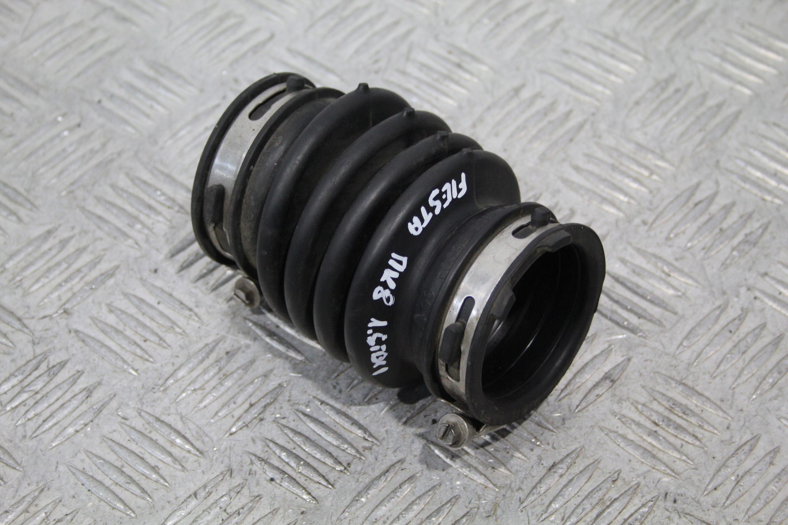 hose wiring air FORD FIESTA MK8