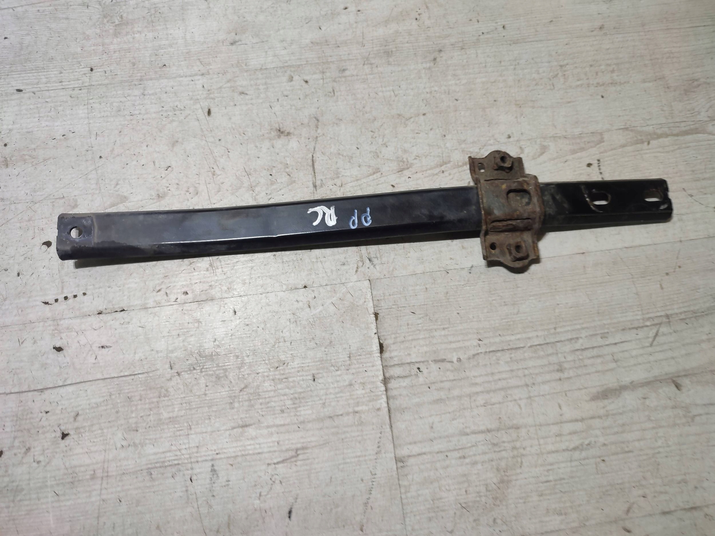 Lexus RC 2019 front side right bracket springing