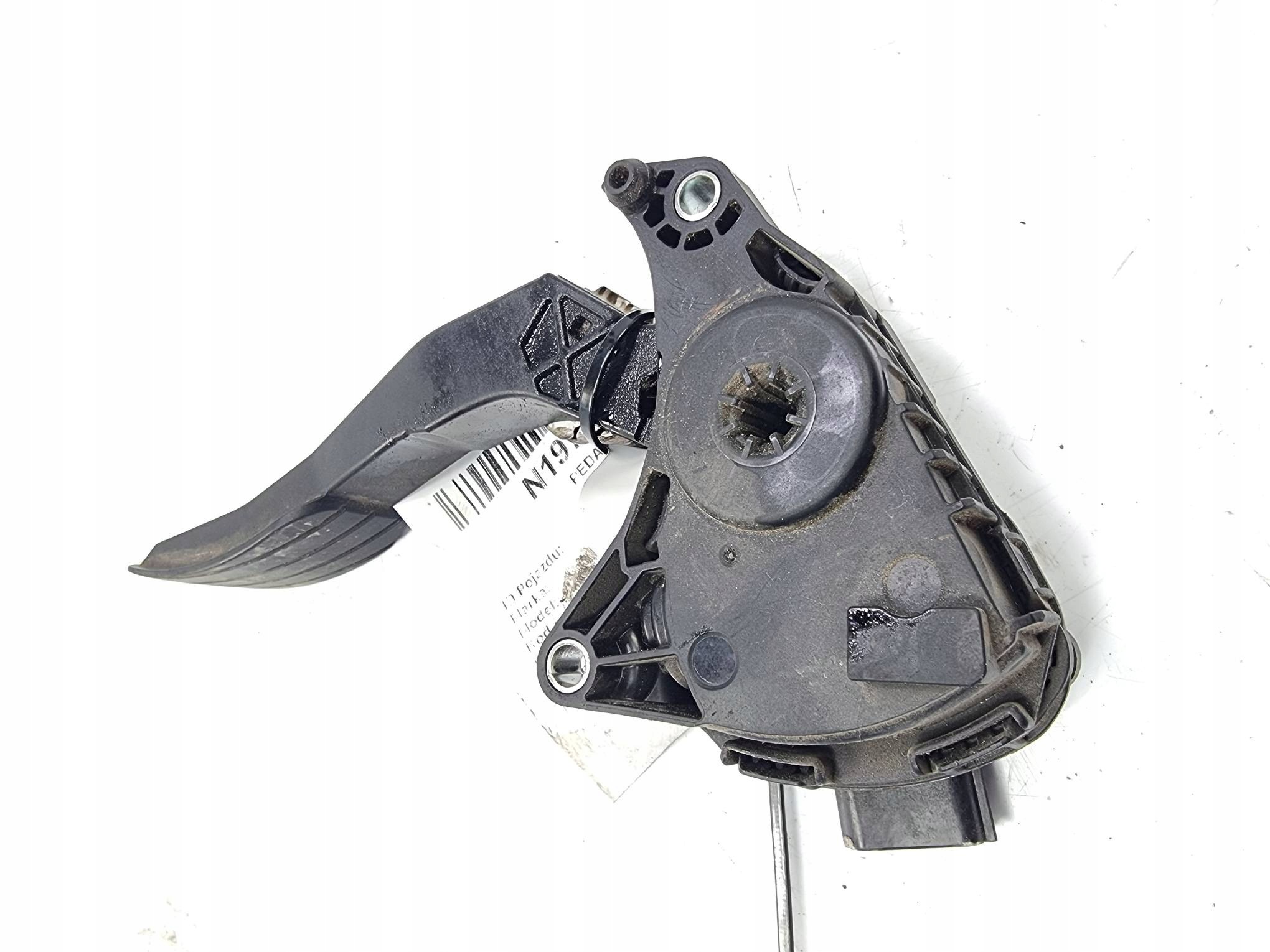 PEDAL 8200672369 RENAULT MASTER III