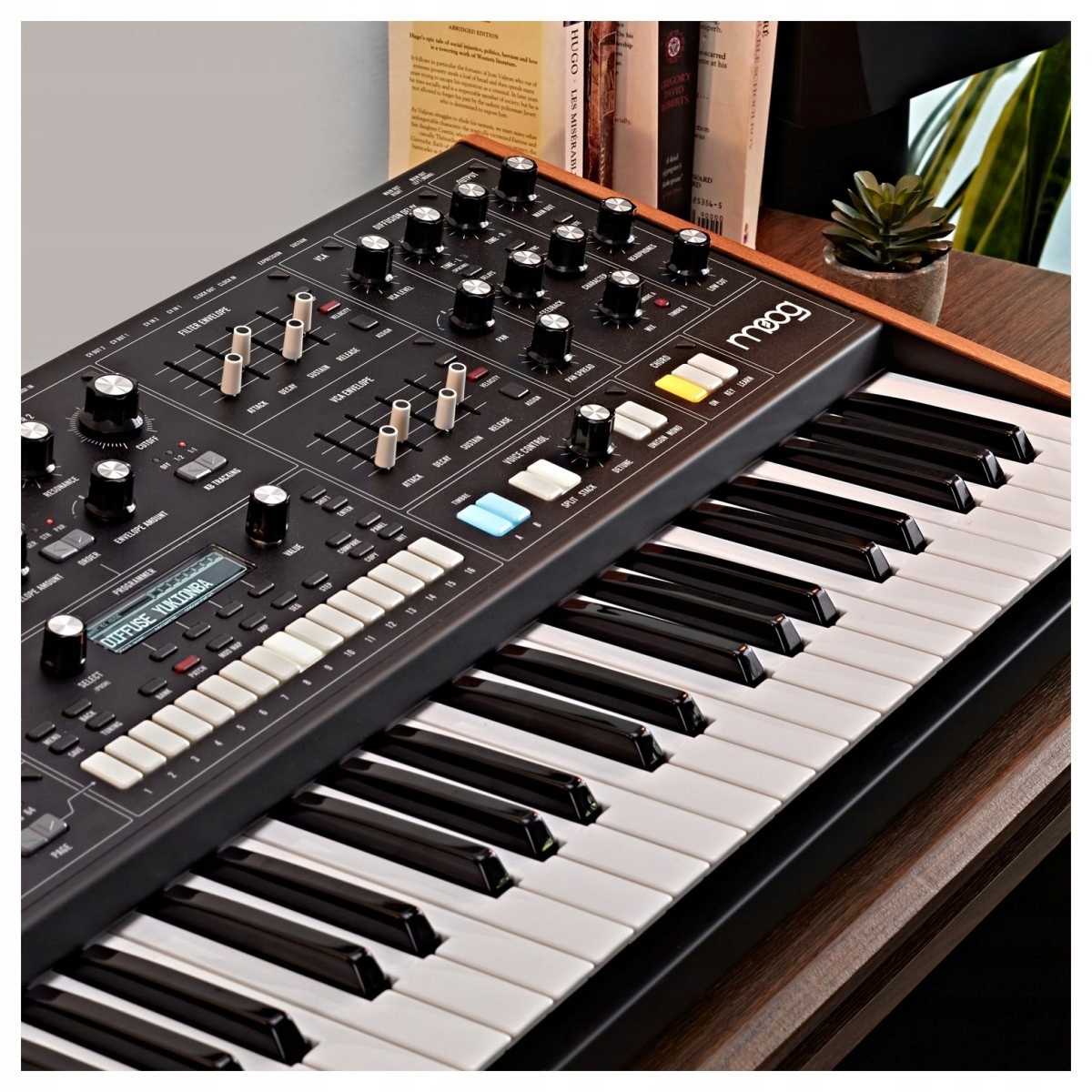 Moog Muse 8-głosowy polifoniczny syntezator analogowy | NOWOŚĆ | w 24h EAN (GTIN) 0694318026298