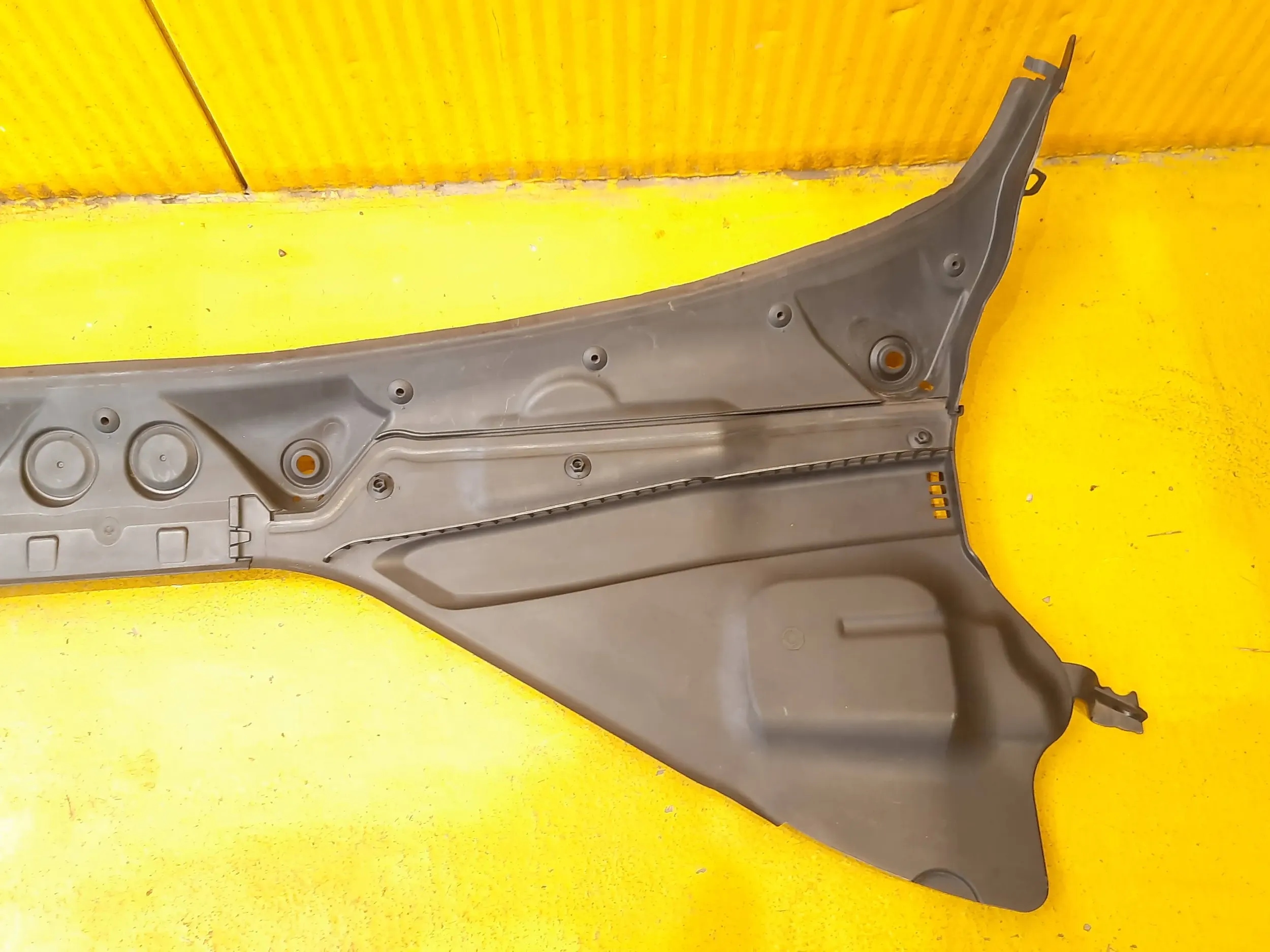 BMW 3 F30 F31 PODSZYBIE KOMPLETNE 7258177 Producent części BMW OE