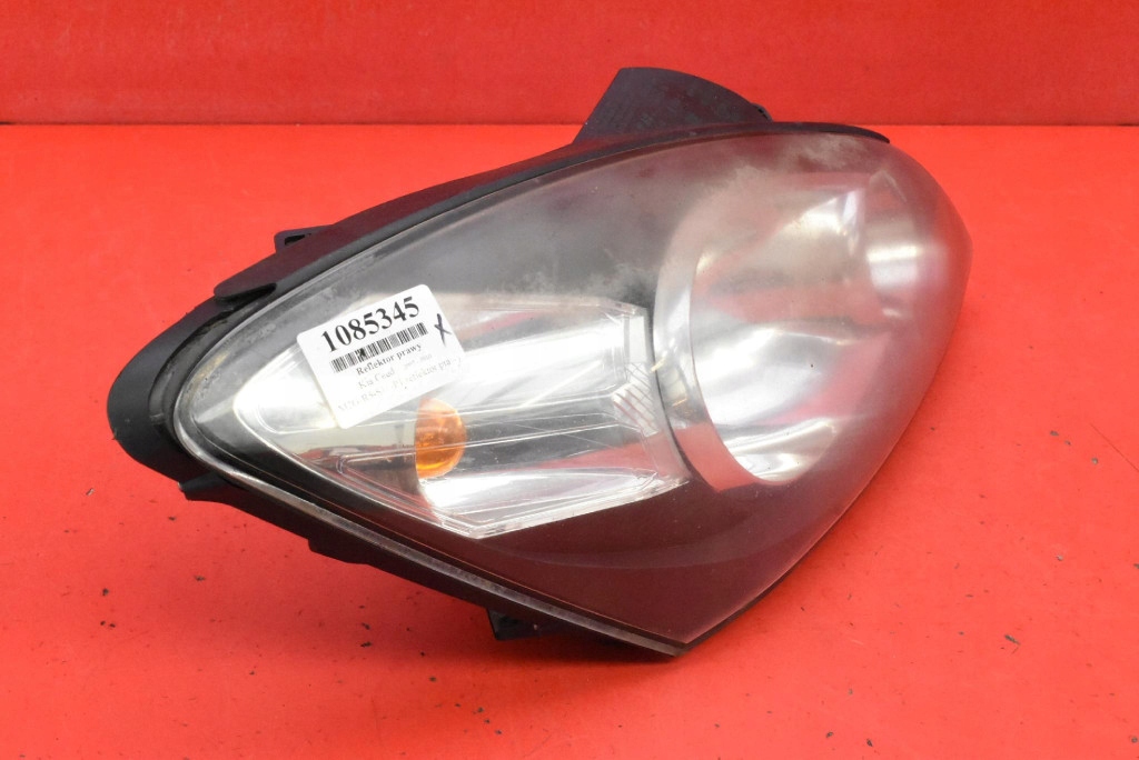 REFLEKTOR right light front EU 92102-1H500 KIA CEED 1 and 07-10
