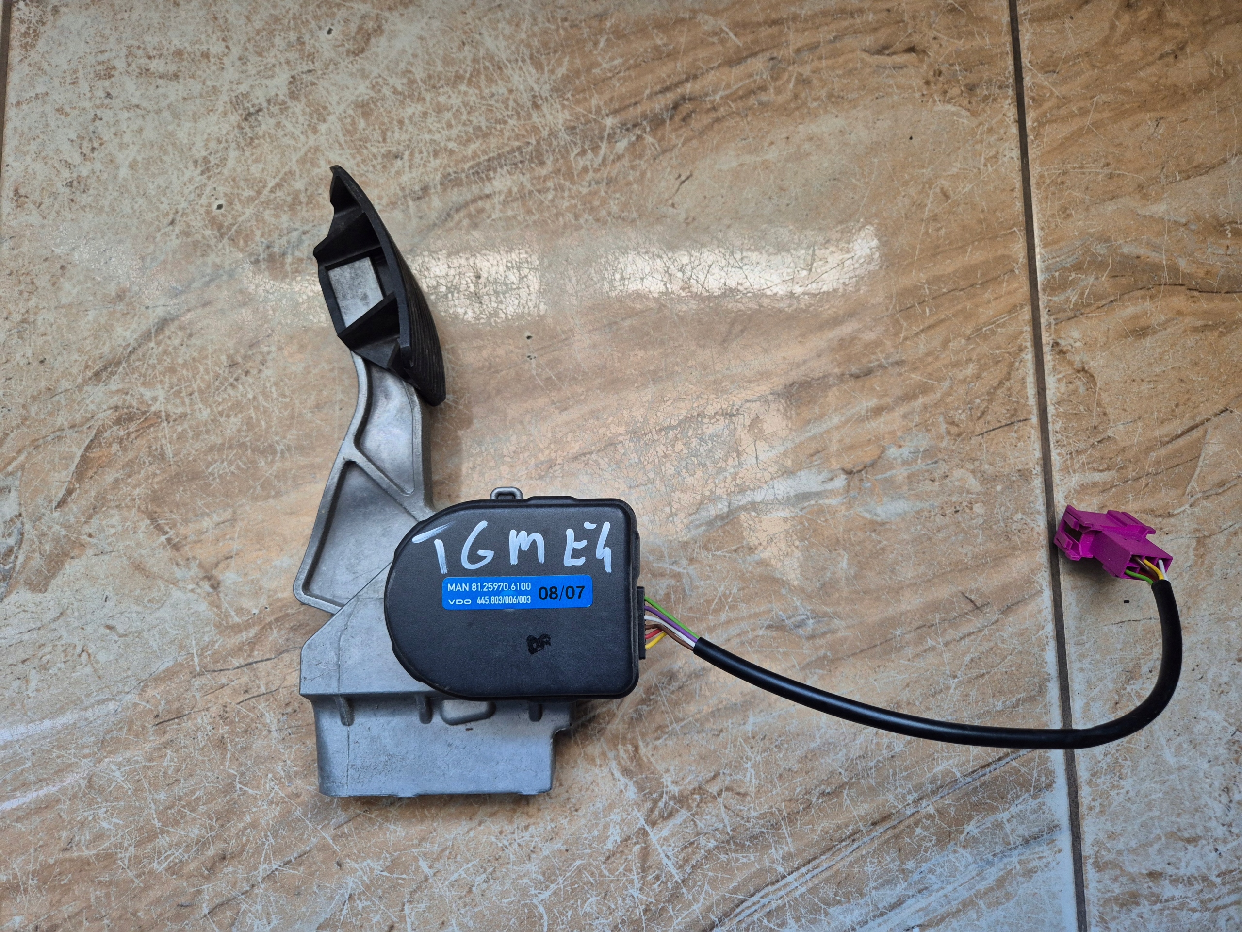 PEDAŁ POTENCJOMETR GAZU MAN TGA TGL TGM 81259706100