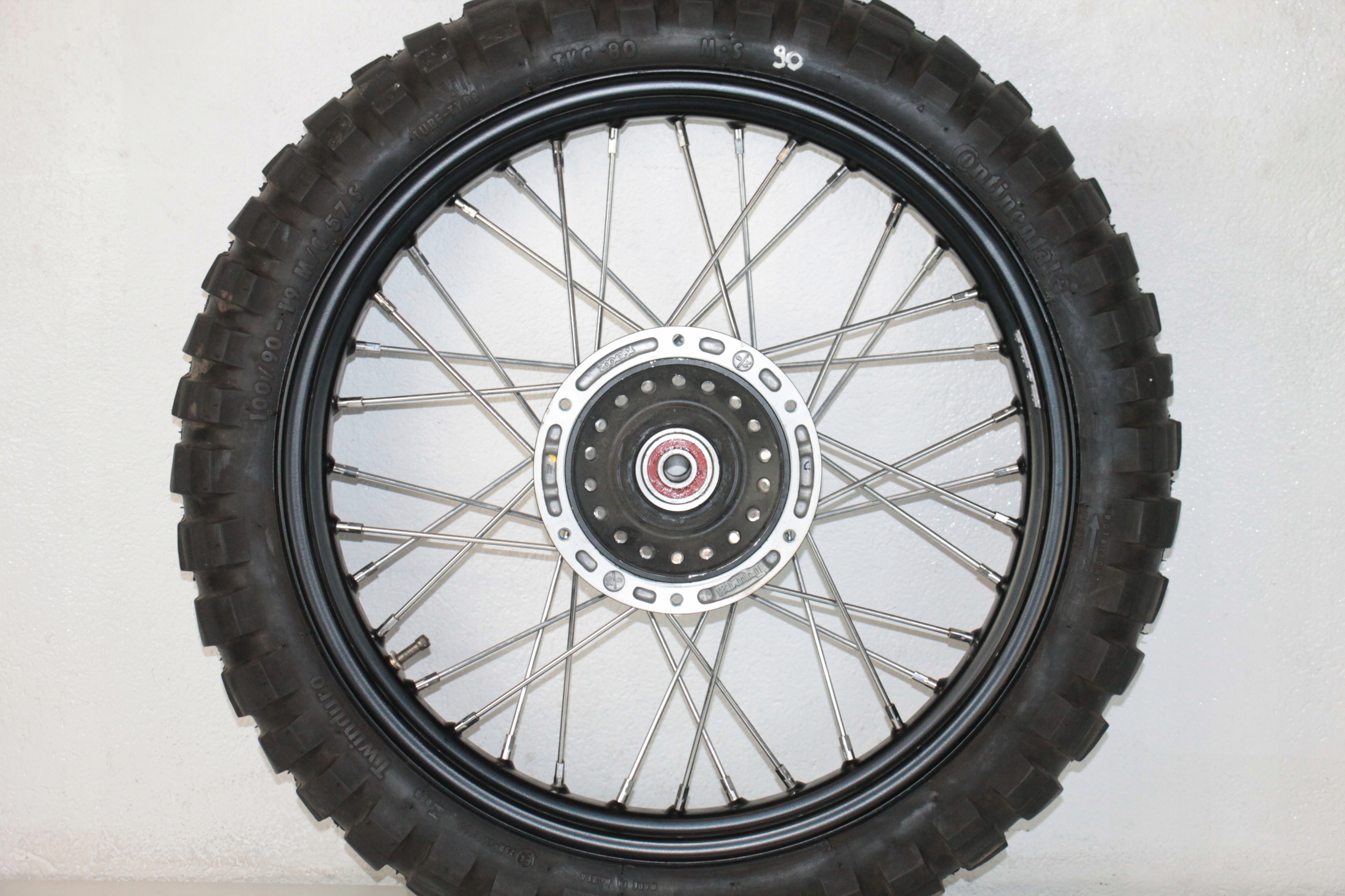 TRIUMPH SCRAMBLER 900 ОБІД ПЕРЕДНІЙ ПЕРЕДНІЙ