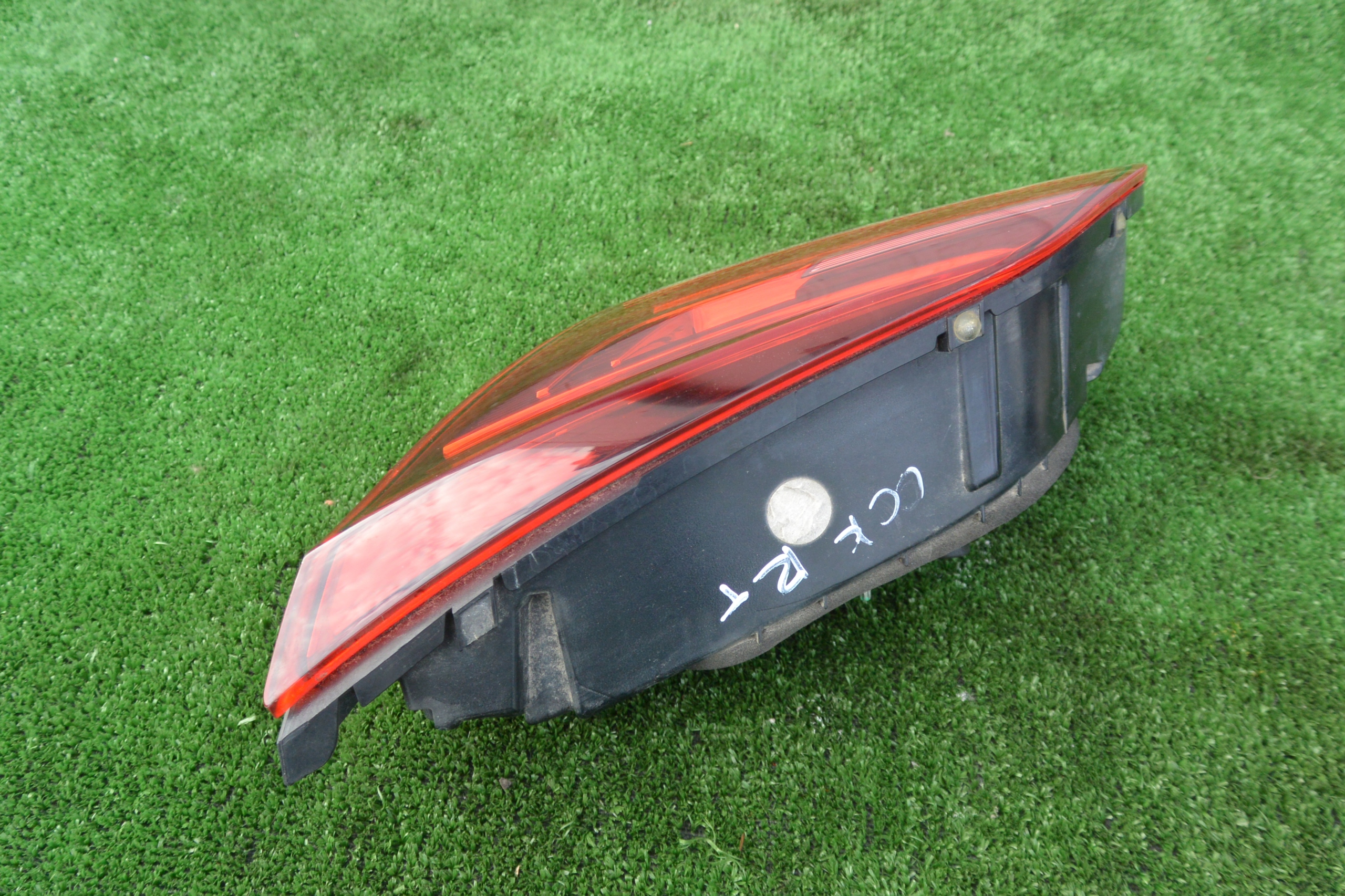 light rear part to the bonnet right original VW PASSAT CC LIFT