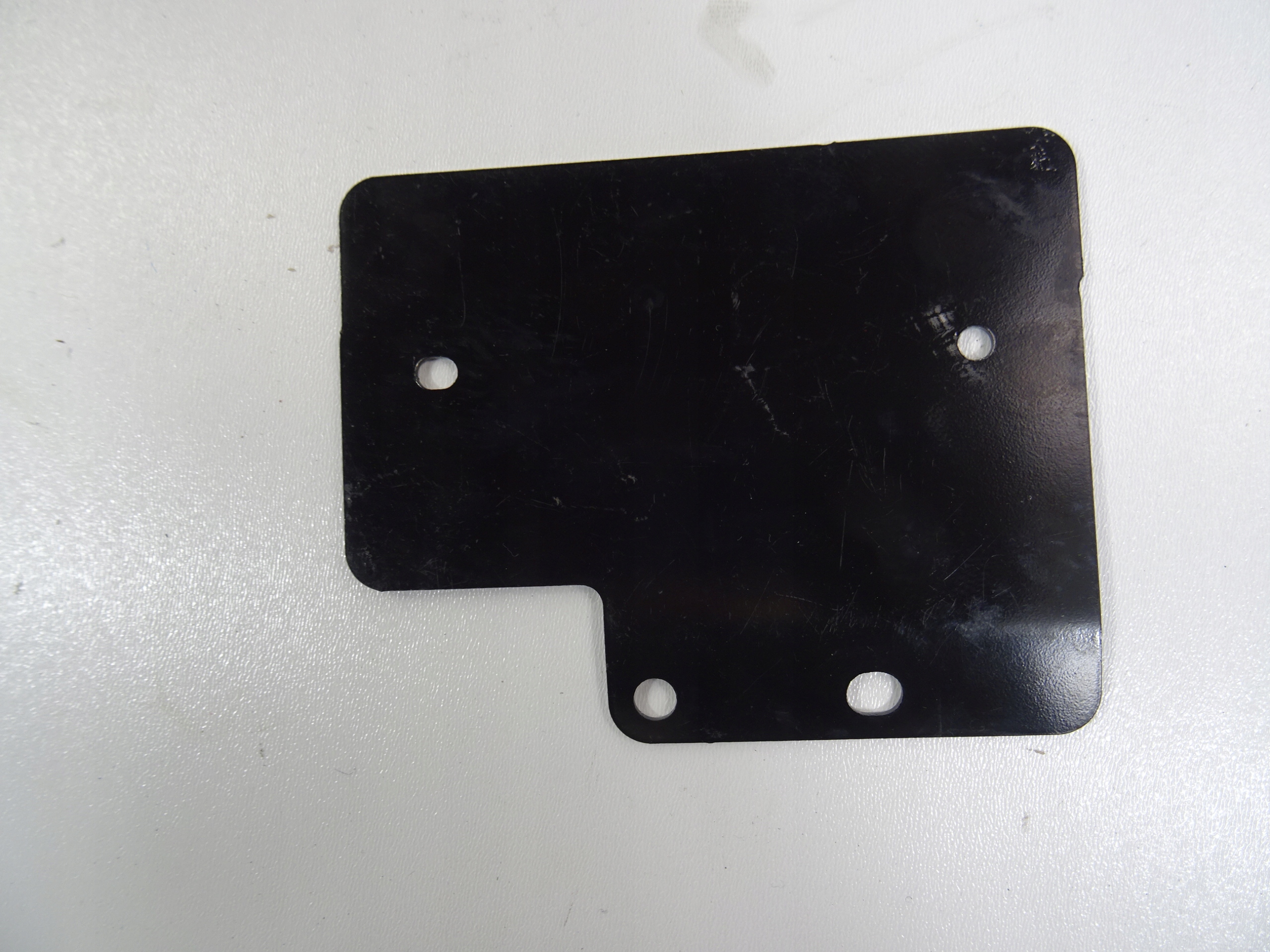 NISSAN MICRA K14 PÓŁKA PODSTAWA AKUMULATORA Typ samochodu Samochody osobowe