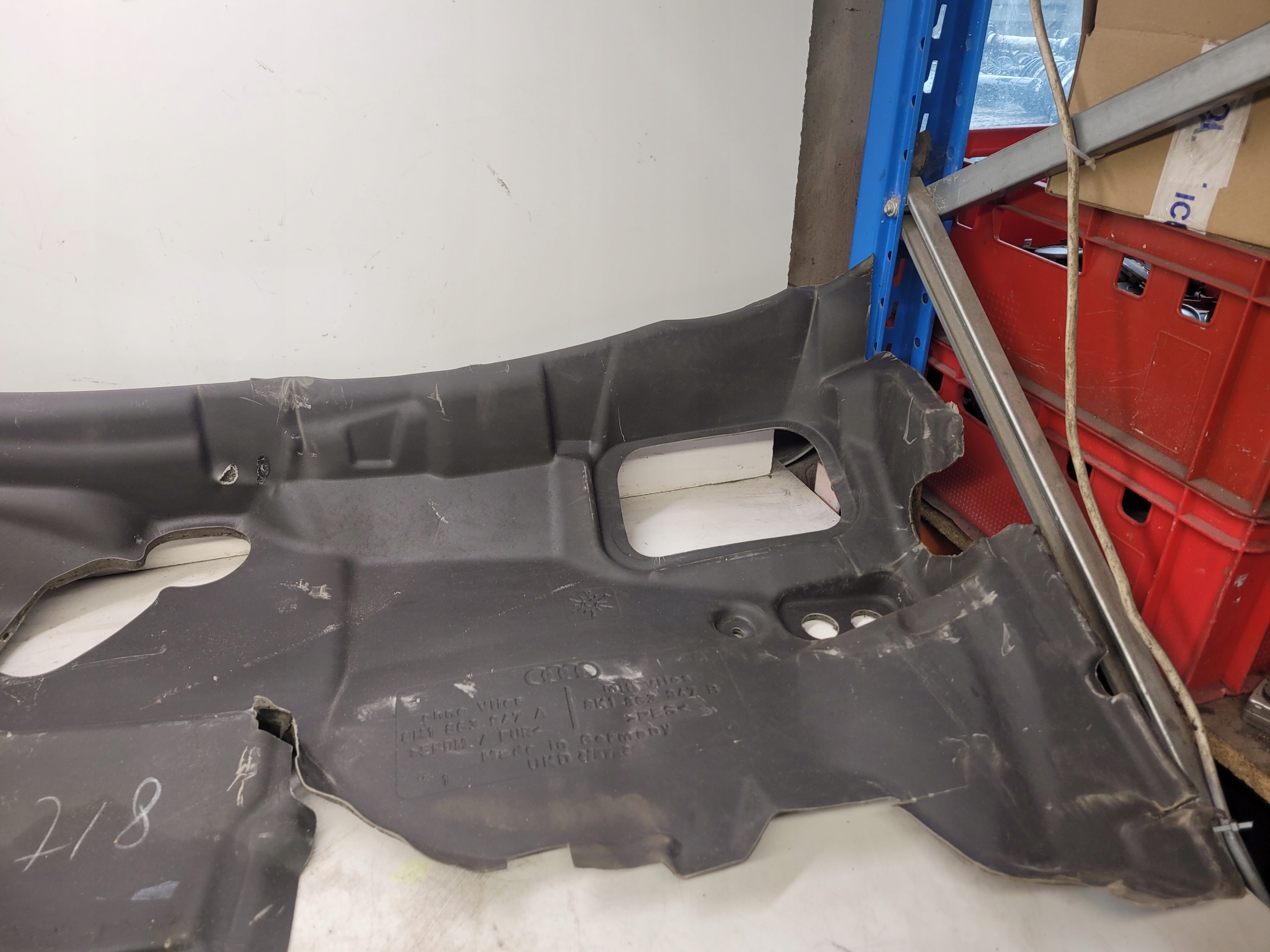 soundproofing partition wall AUDI A5 8K1863947A