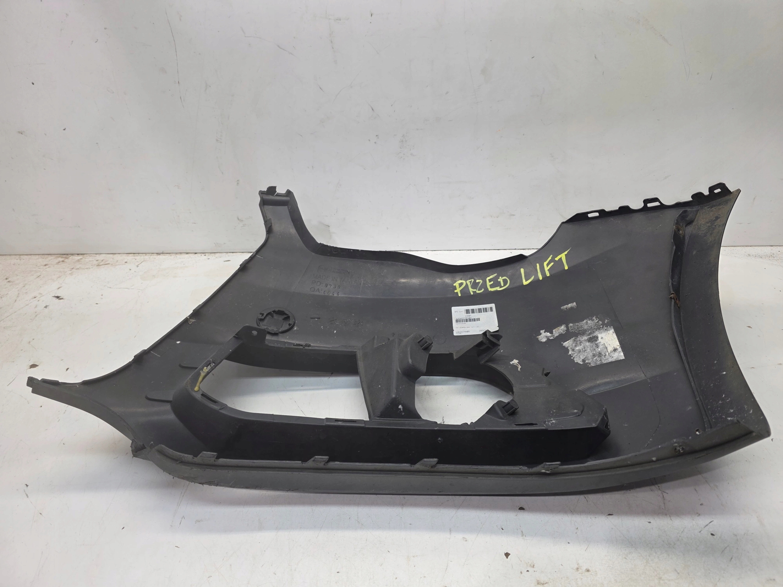 bumper corner right front AUDI A1 8X before LIFT original
